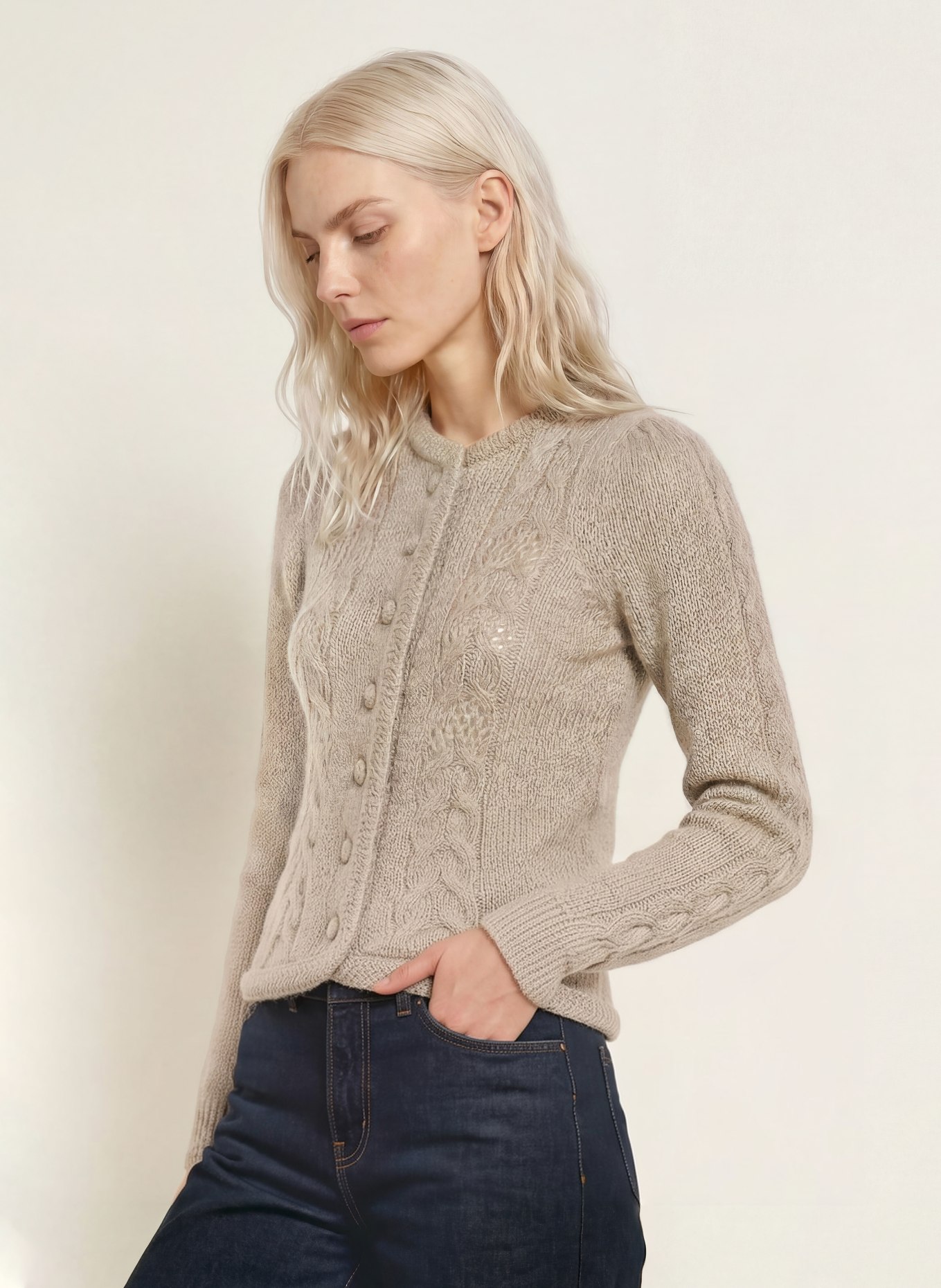 Johann & Johanna Cardigan din mohair: TAUPE