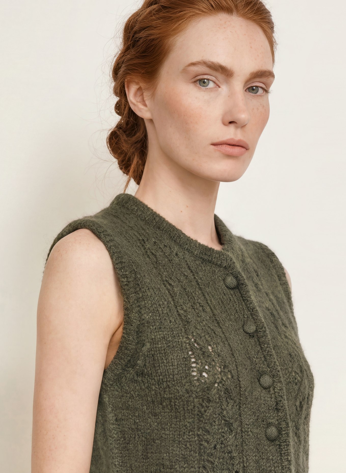 Johann & Johanna Mohair Knit Vest: DARK GREEN