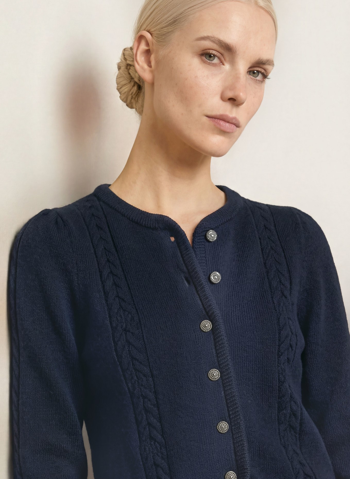 Johann & Johanna Strickjacke: DUNKELBLAU