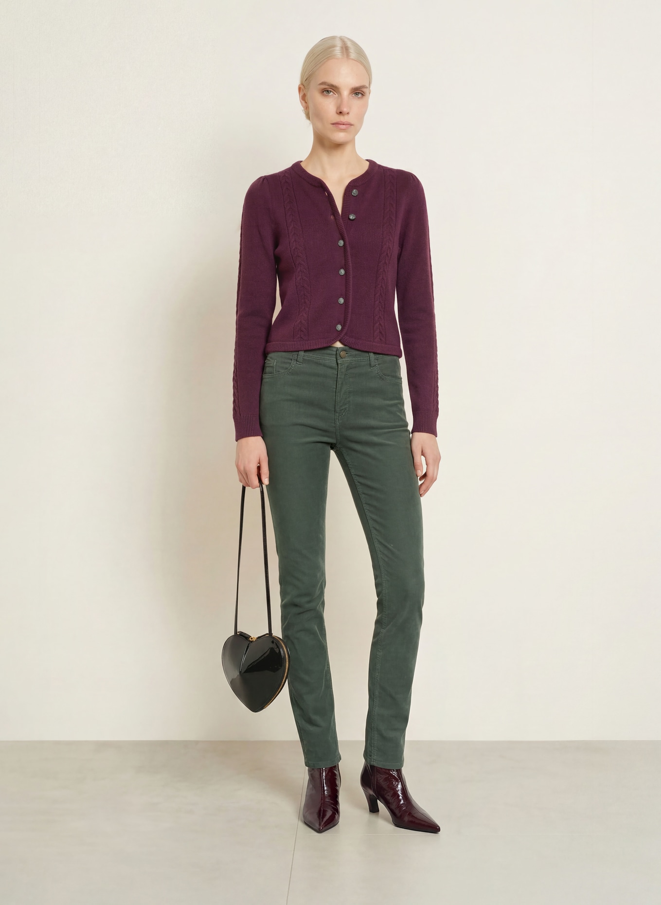 Johann & Johanna Cardigan: DARK RED