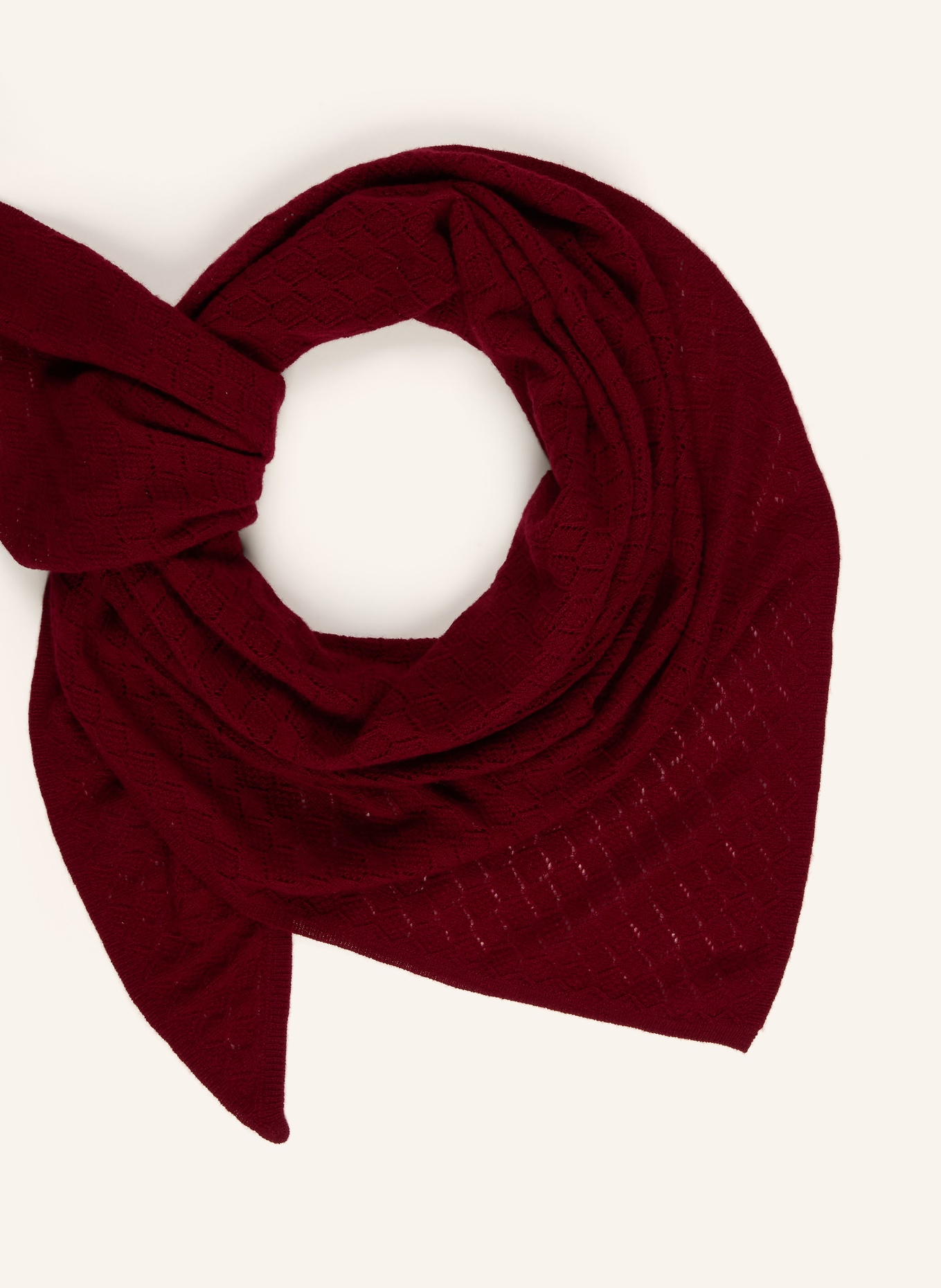 Johann & Johanna Triangular scarf: DARK RED