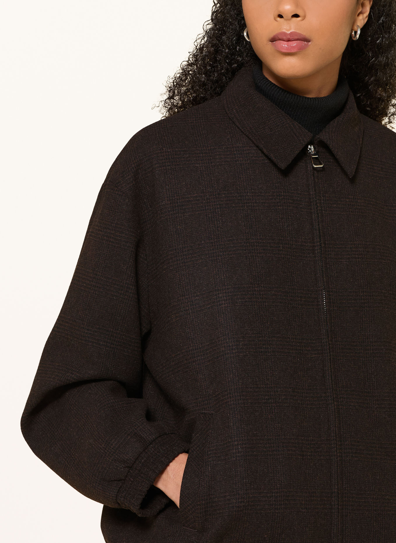 MRS & HUGS Overshirt: BLACK / DARK BROWN