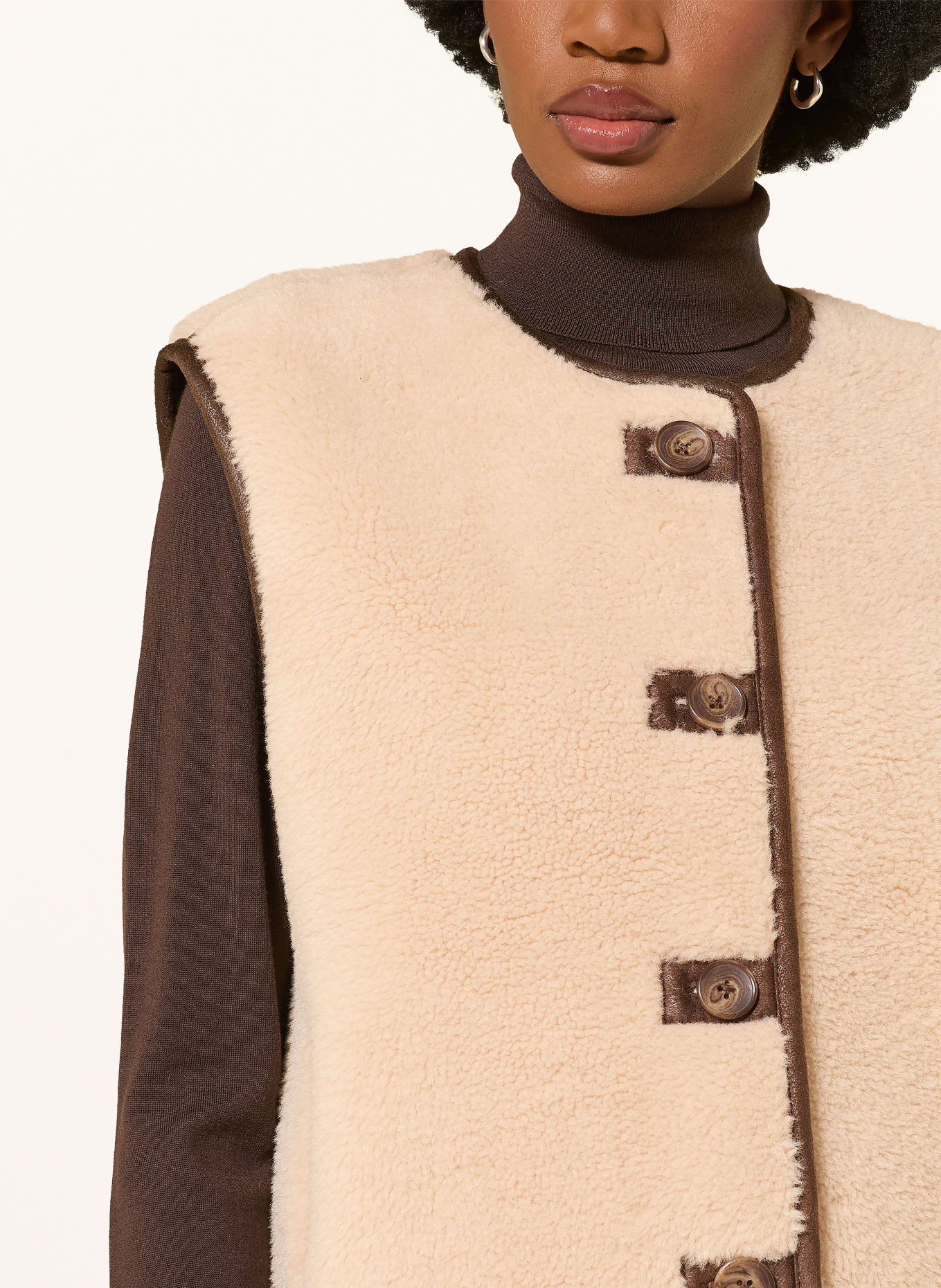 MRS & HUGS Teddyfell-Weste: BEIGE / DUNKELBRAUN