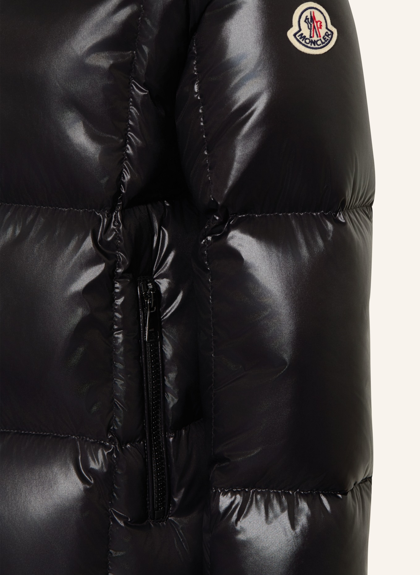 MONCLER enfant Doudoune PARANA avec capuche amovible: NOIR