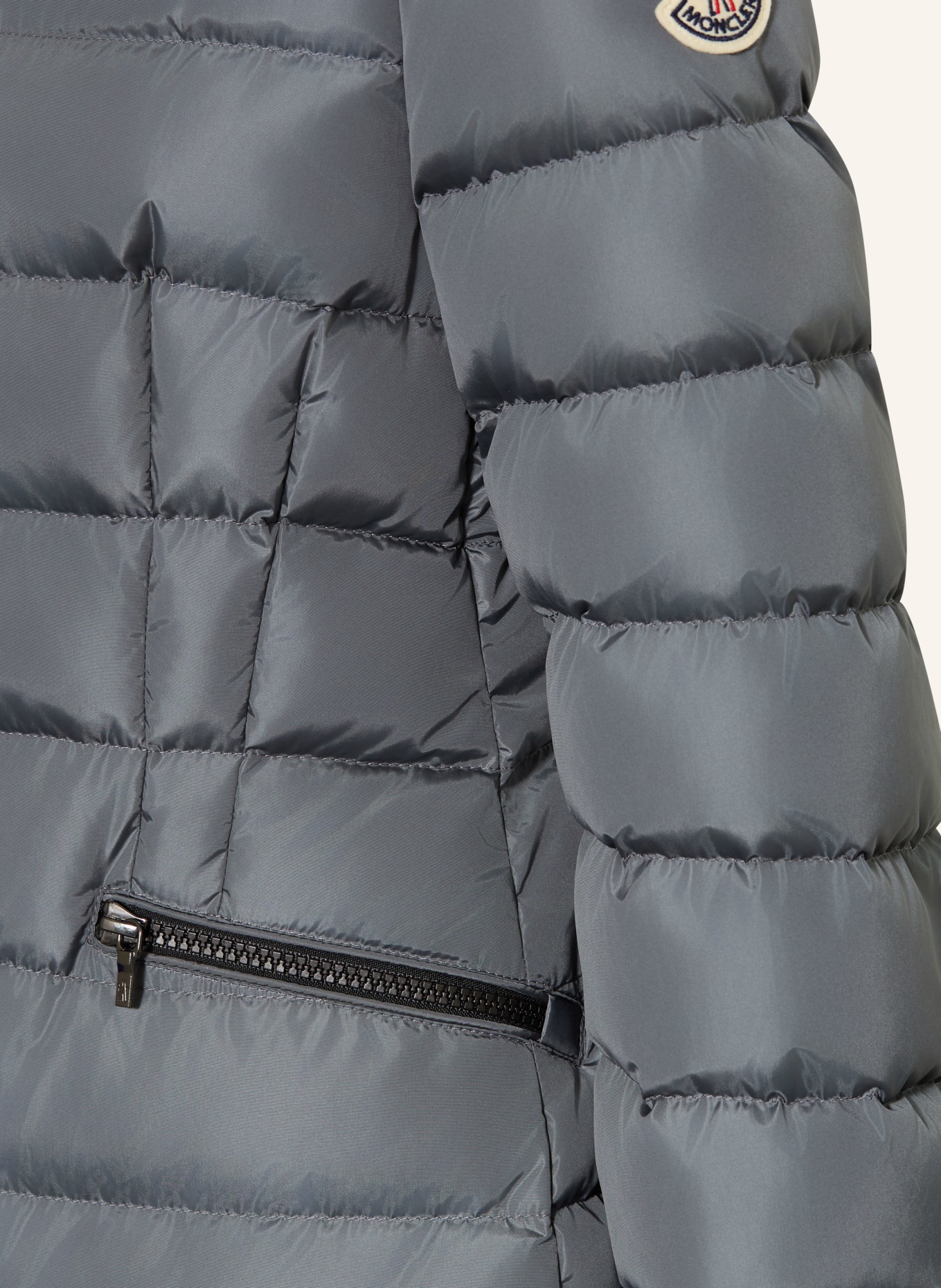 MONCLER enfant Doudoune longue avec capuche amovible: GRIS FONCÉ