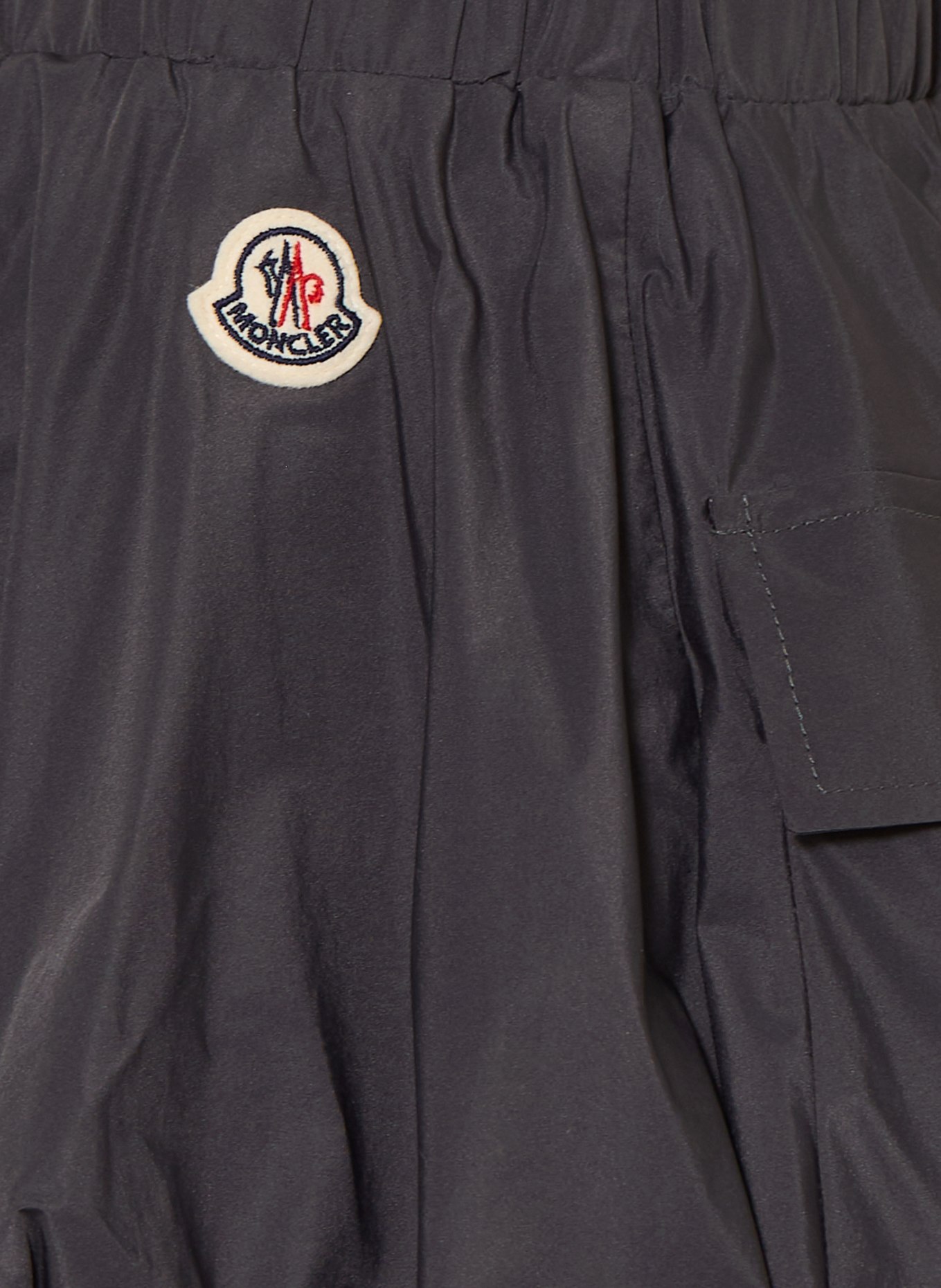 MONCLER enfant Shorts: DUNKELGRAU