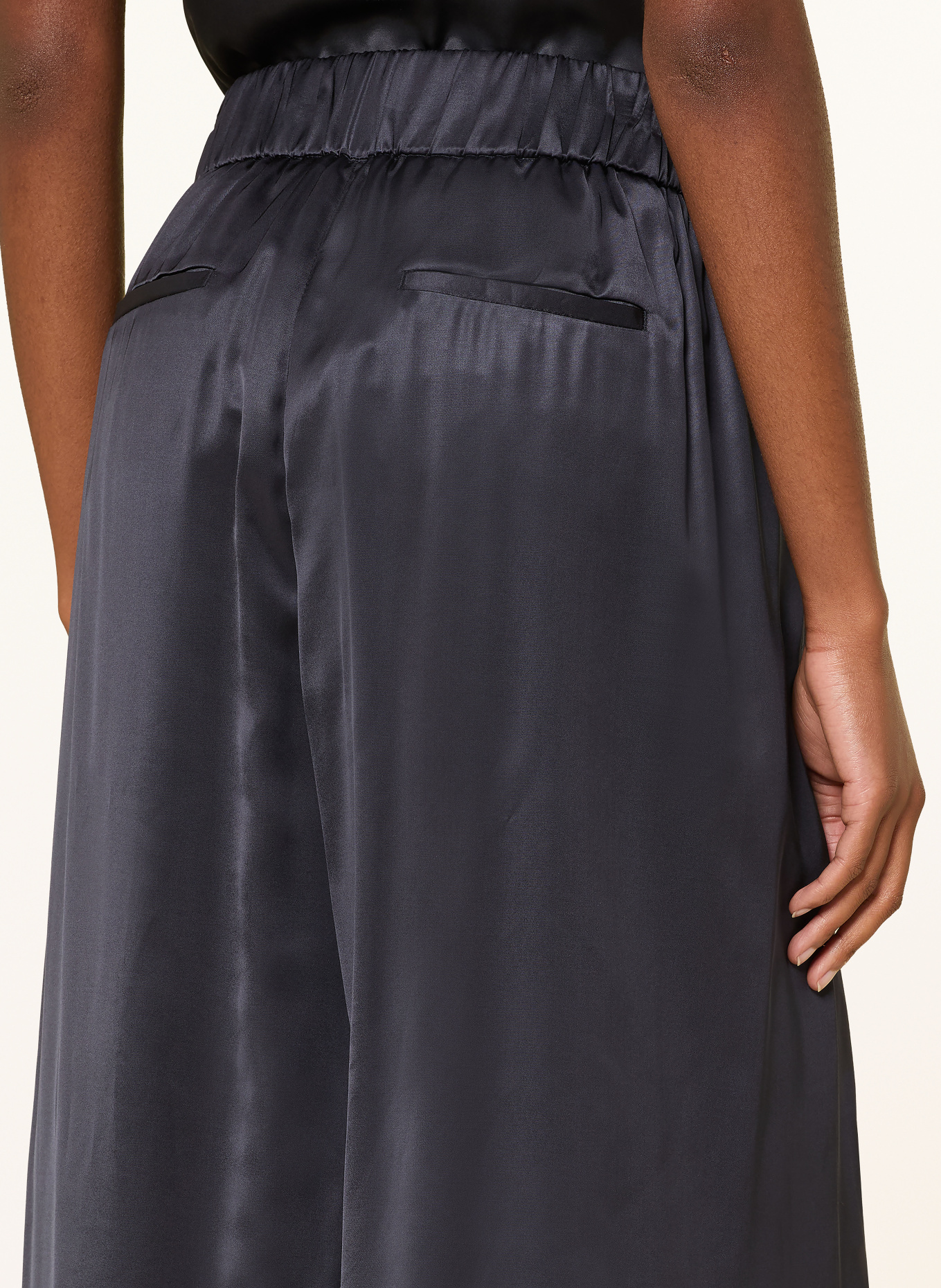 PESERICO Satin Malene Pants: BLACK