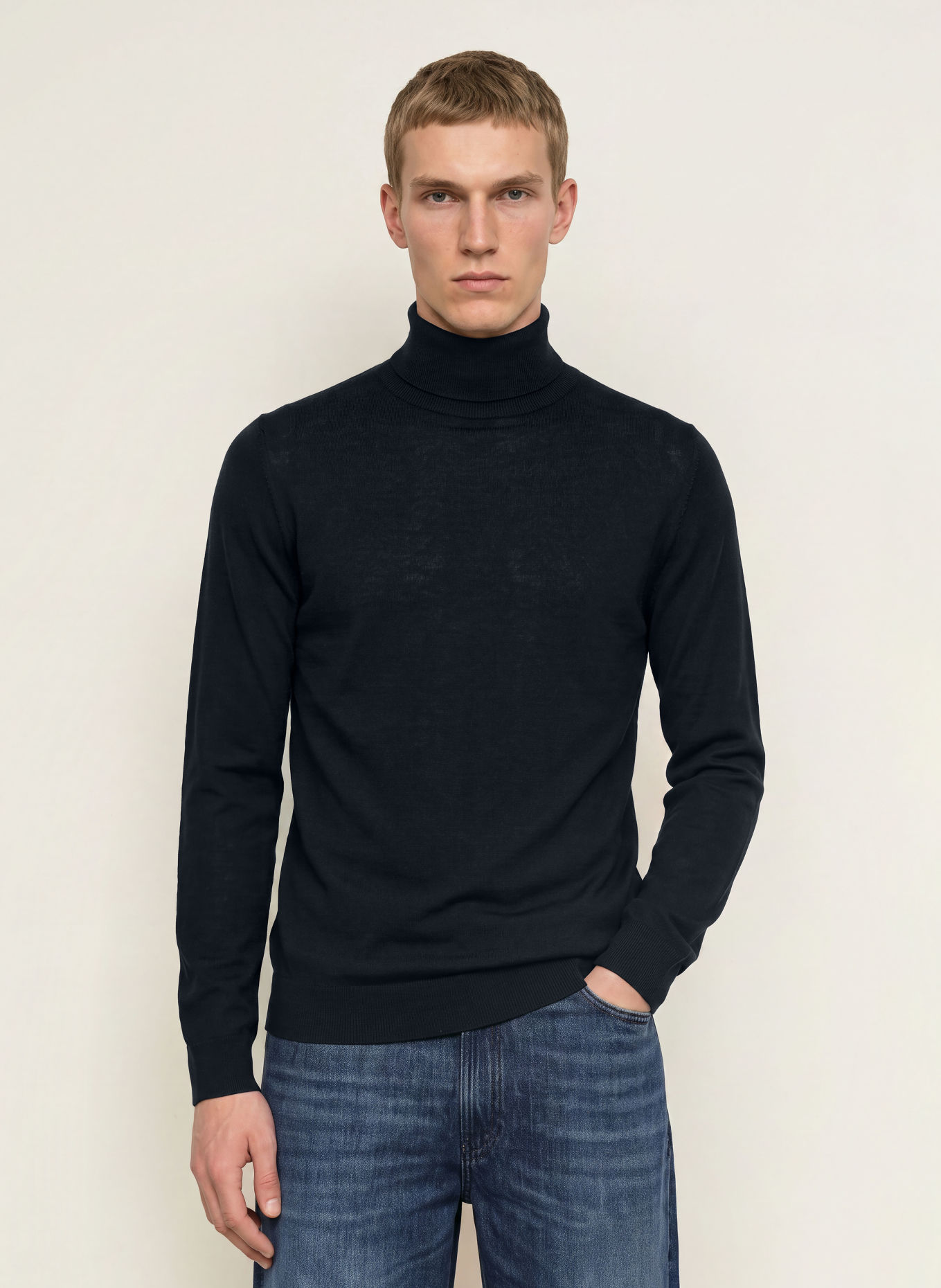 PAUL Rollkragenpullover aus Merinowolle: DUNKELBLAU