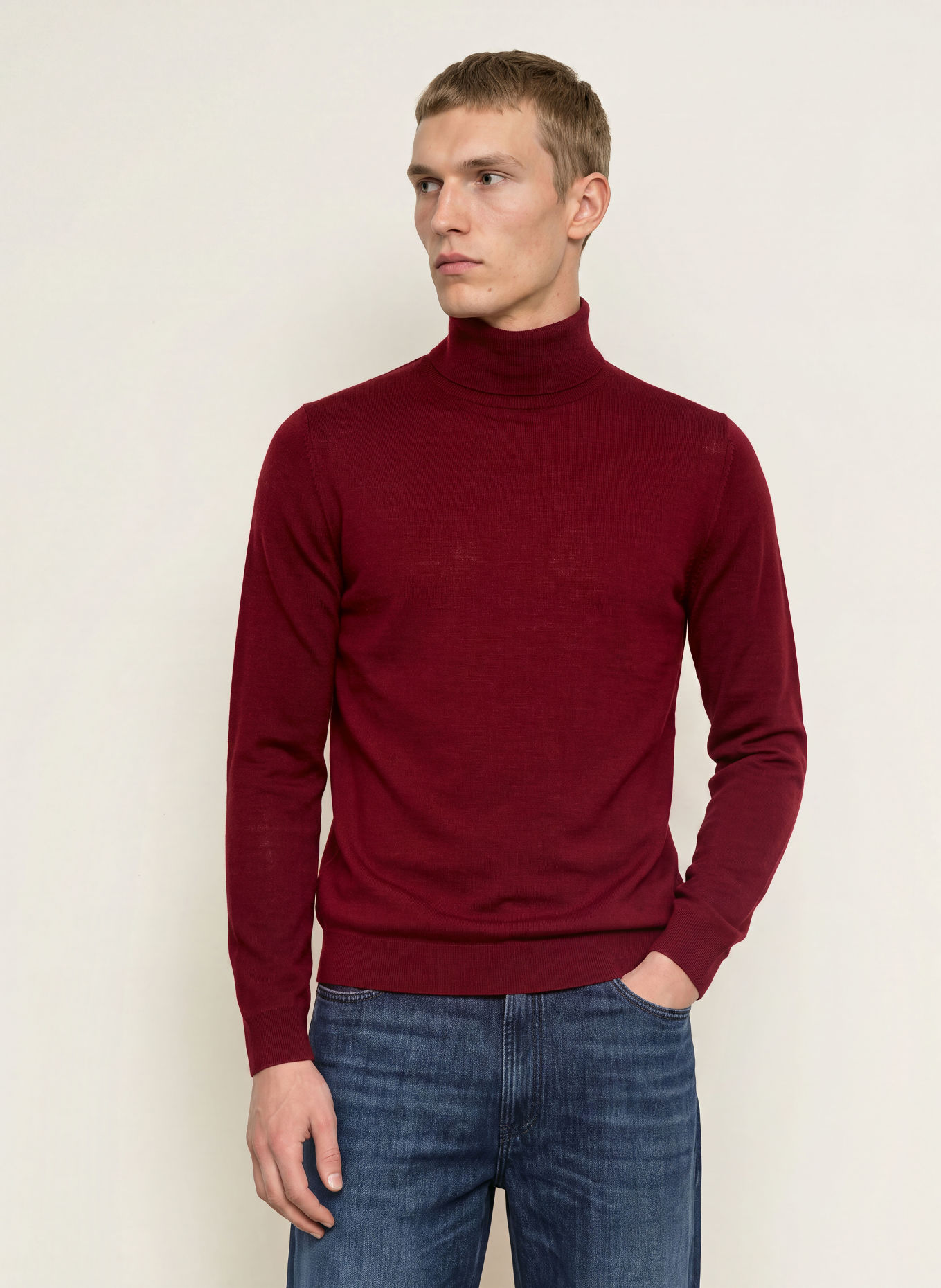 PAUL Rollkragenpullover aus Merinowolle: DUNKELROT