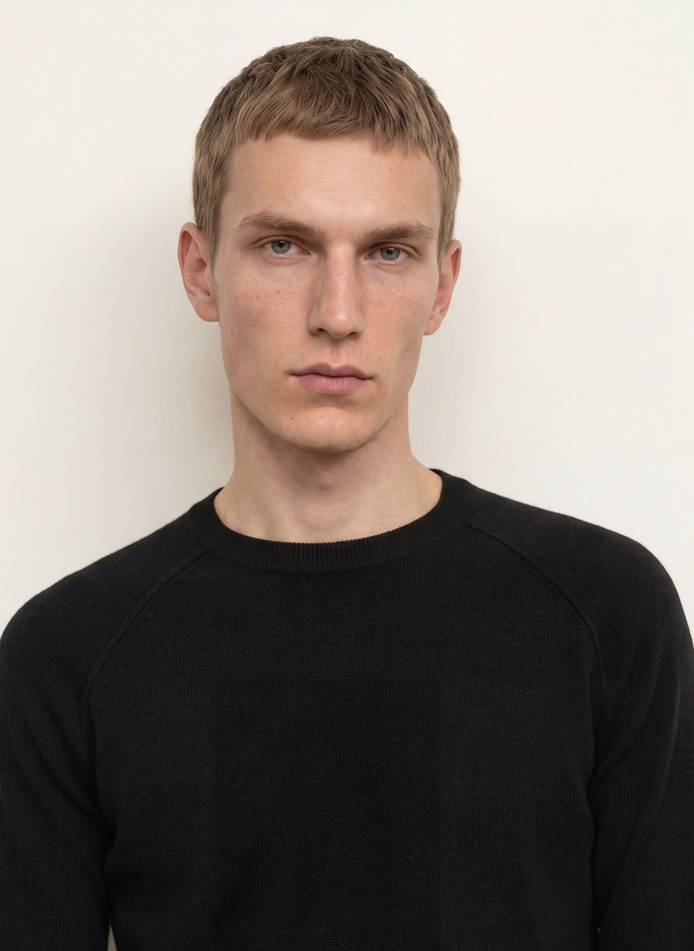 PAUL Cashmere Sweater: BLACK