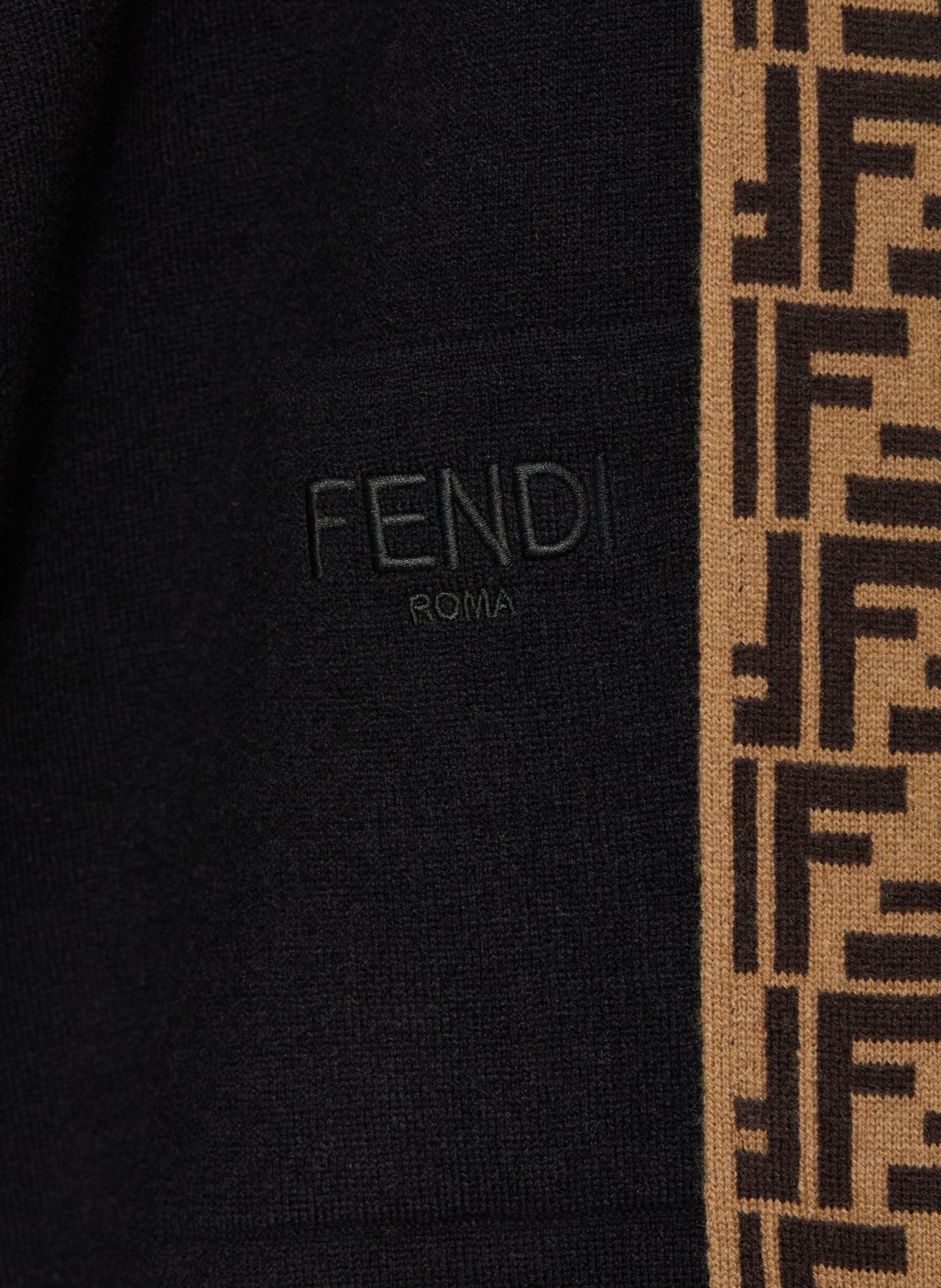 FENDI Cape: BLACK