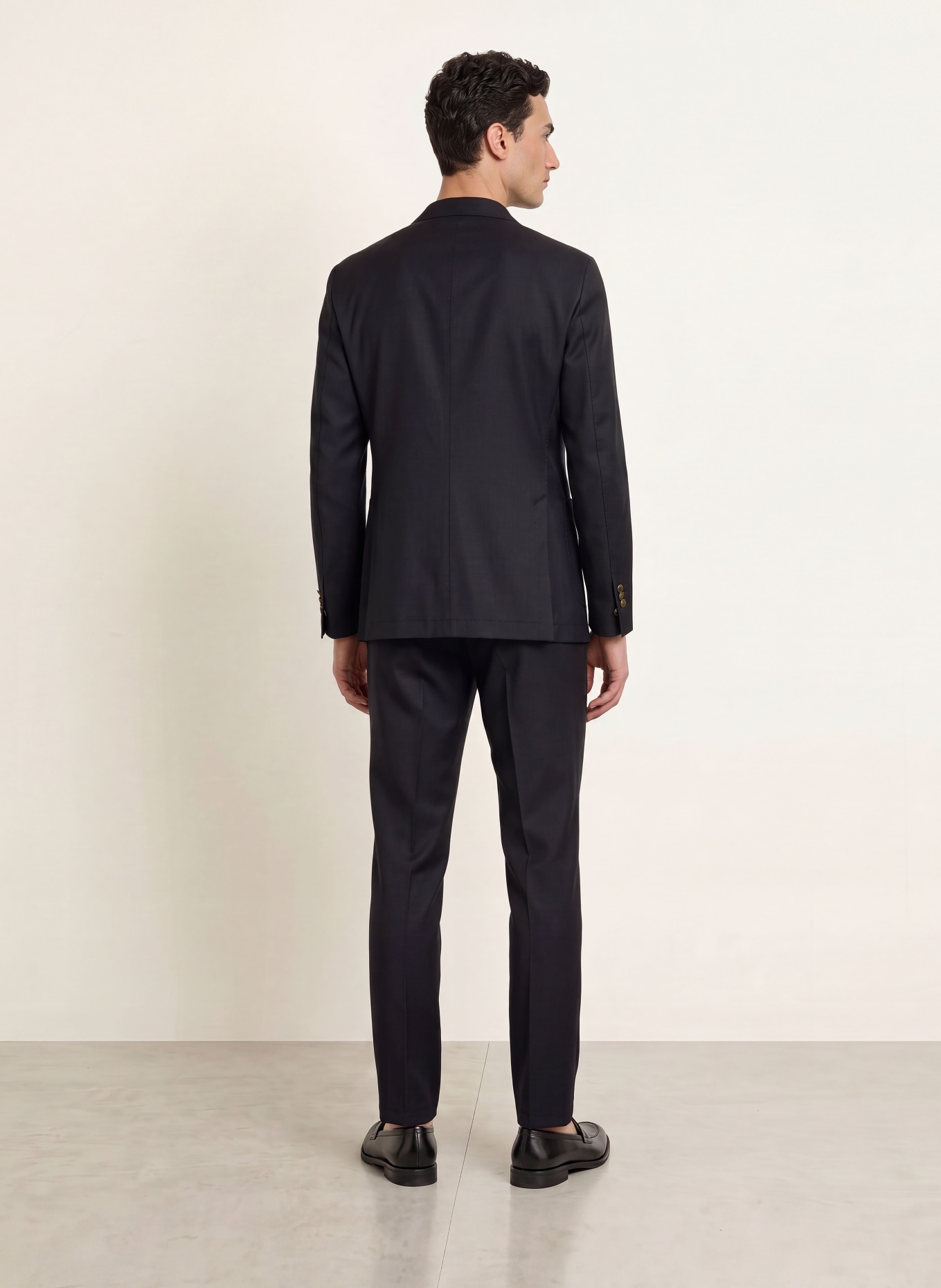 windsor. SALERNOS Shaped Fit Suit Jacket: 401 Dark Blue 401