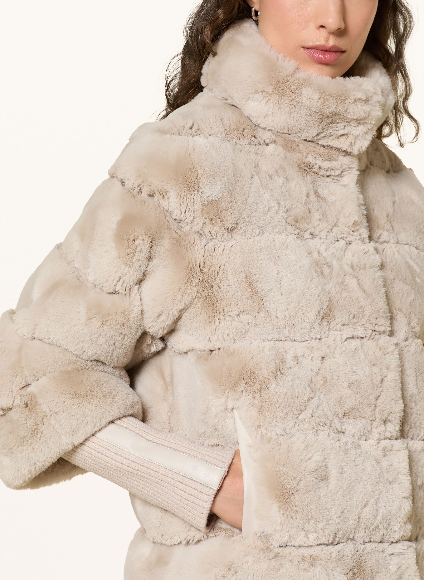 RINO & PELLE Kunstfell-Jacke im Materialmix: BEIGE