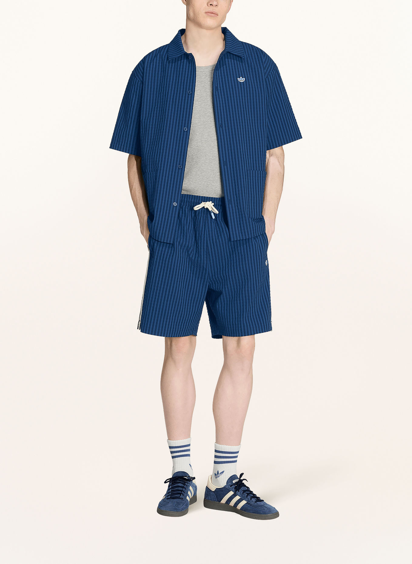 adidas Originals RESORT S Shorts with Braid Stripes: BLUE / ECRU / DARK BLUE