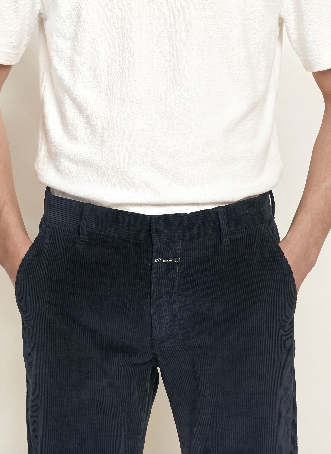 CLOSED Cordhose CLIFTON Slim FIt: DUNKELBLAU