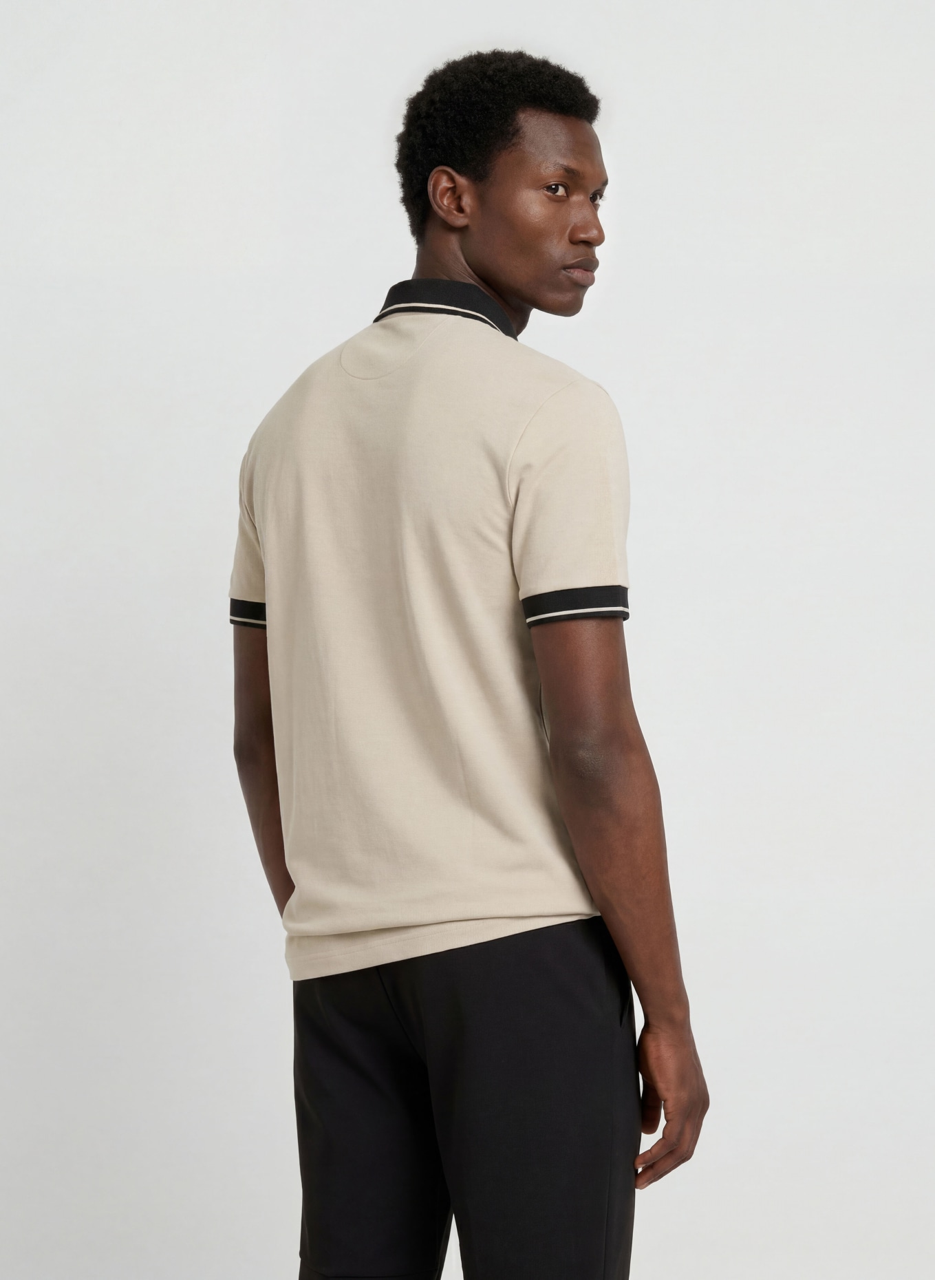 BOSS Jersey-polotröja NETWORK Slim Fit: BEIGE / SVART