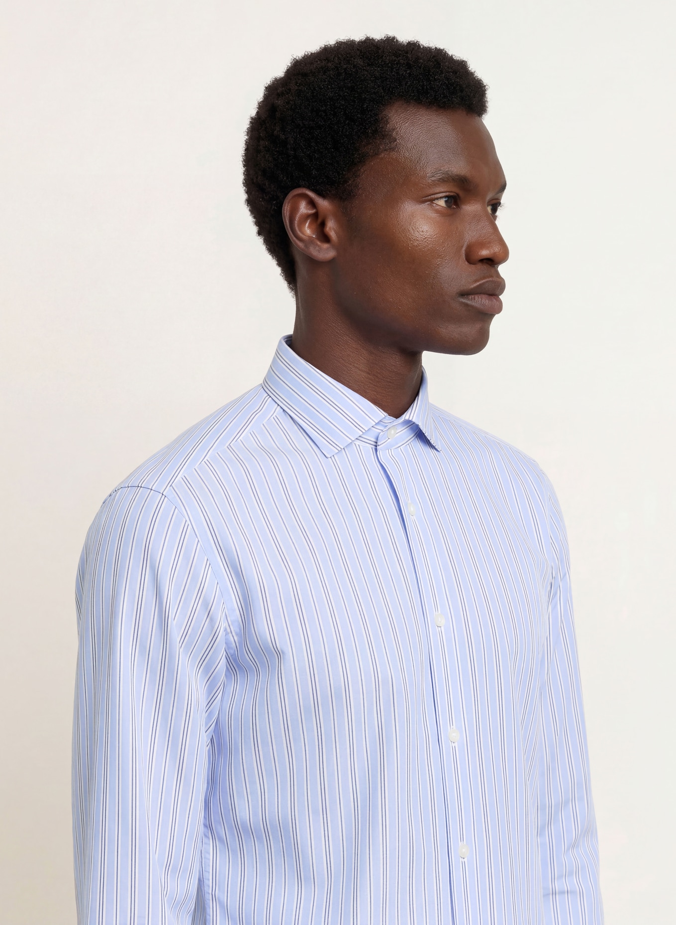 BOSS Chemise HANK coupe ajustée: BLEU CLAIR / BLANC / NOIR