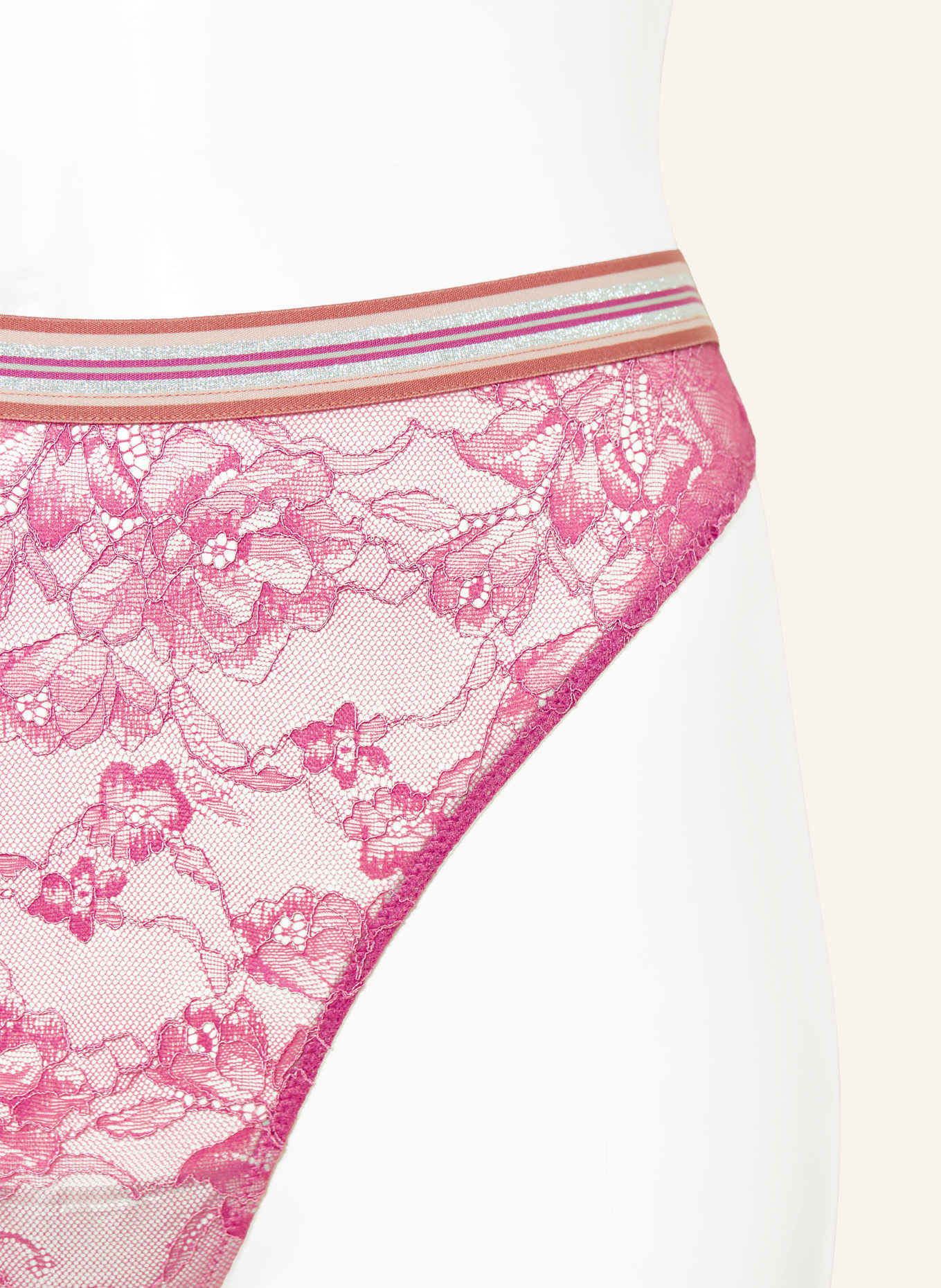 mey Série String POETRY STYLE: FUCHSIA / ARGENT / MENTHE