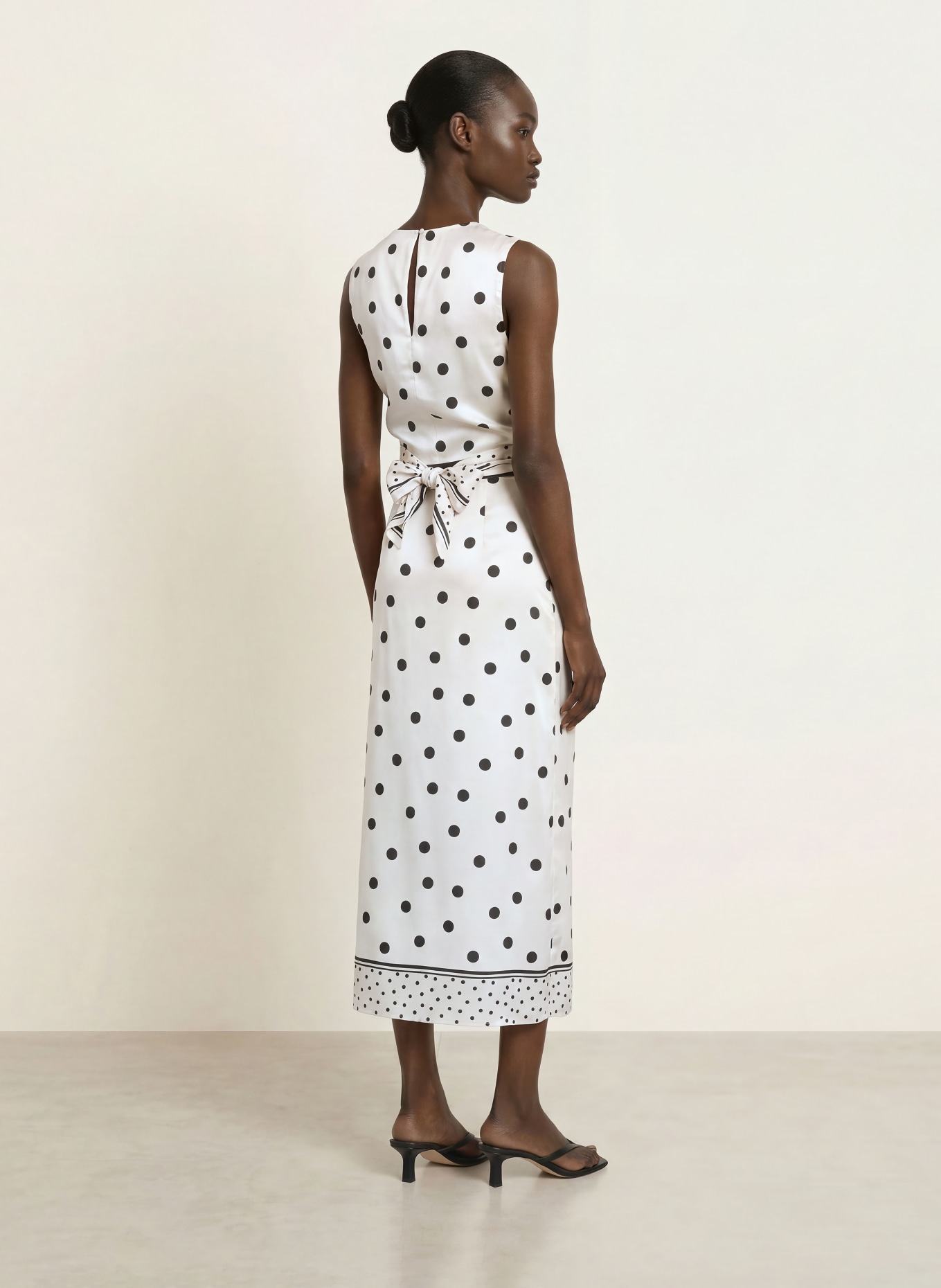 TED BAKER ALBBAA wikkelrok van satijn: WIT / ZWART