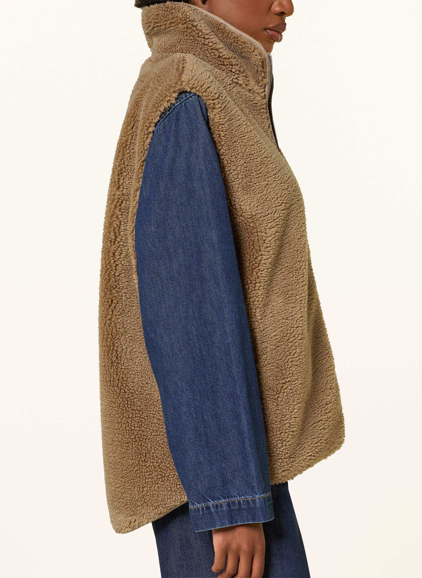 WITHBLACK PERNILLE Teddy Fur Vest: CAMEL