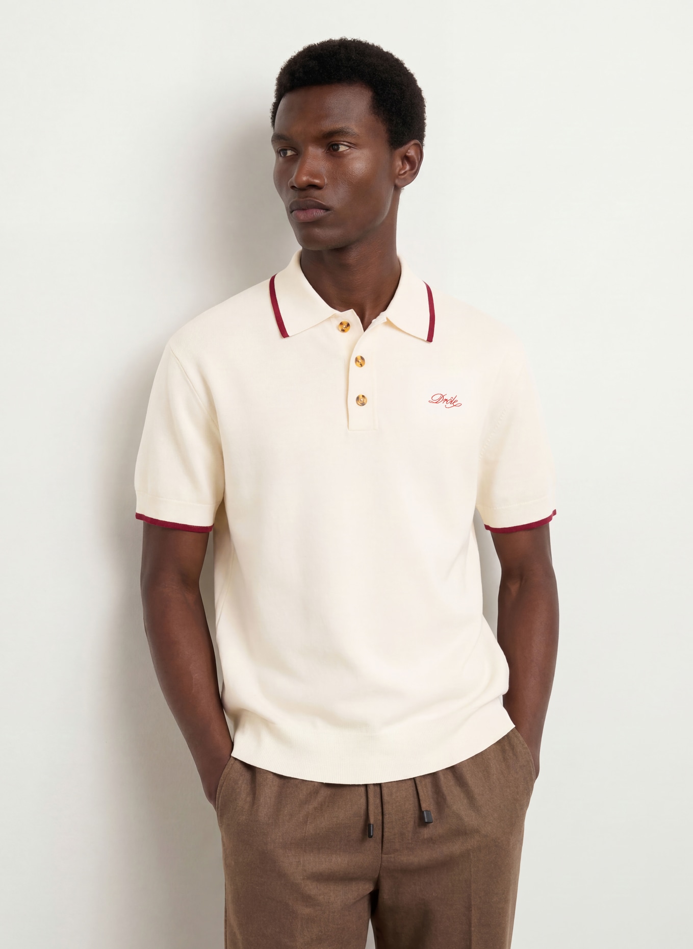 DRÔLE DE MONSIEUR Gebreid poloshirt: WIT / DONKERROOD