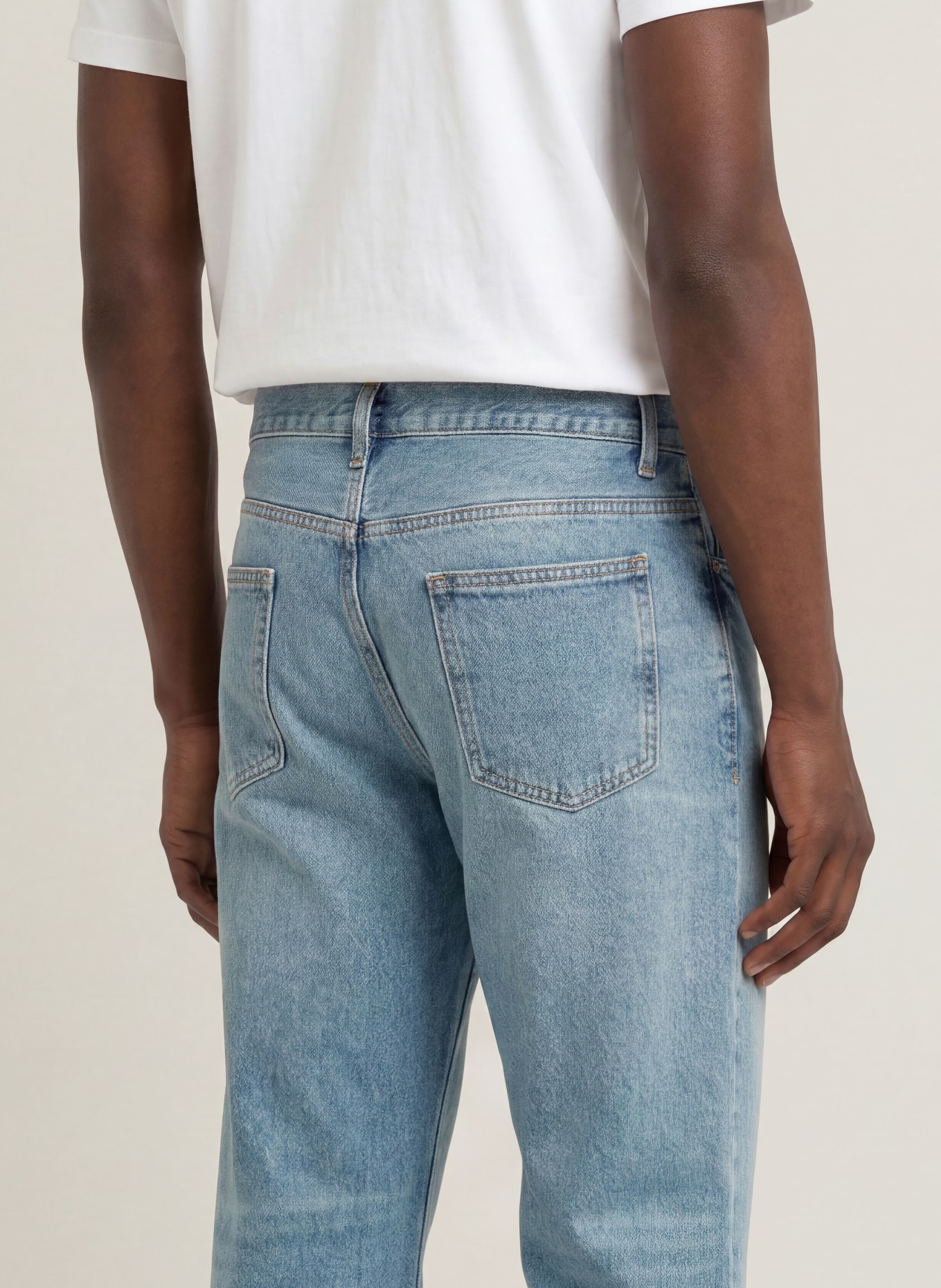FRAME Relaxed-Fit Jeans: CMPN CAMPING