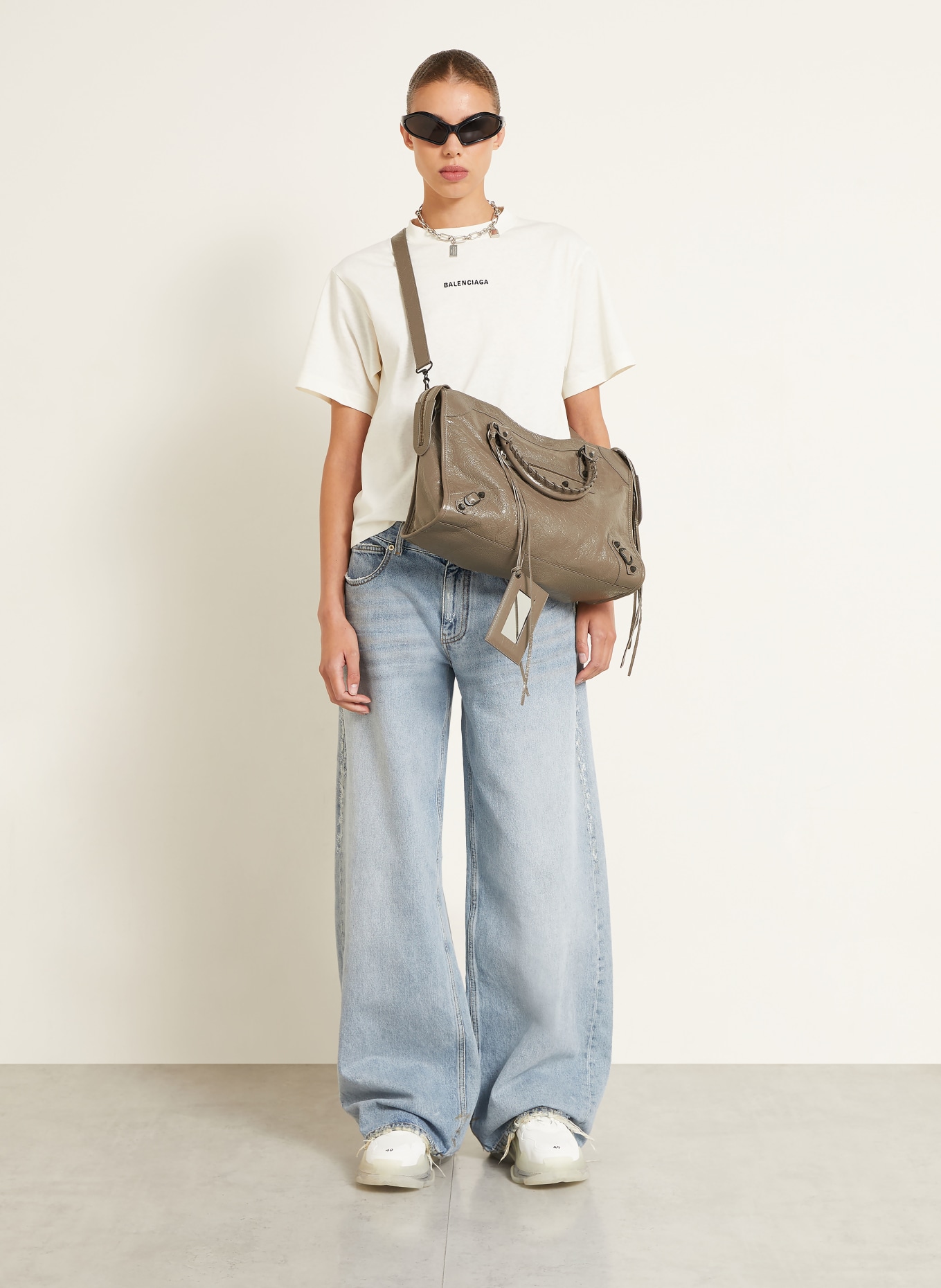 BALENCIAGA LE CITY MEDIUM Handbag with Studs: TAUPE