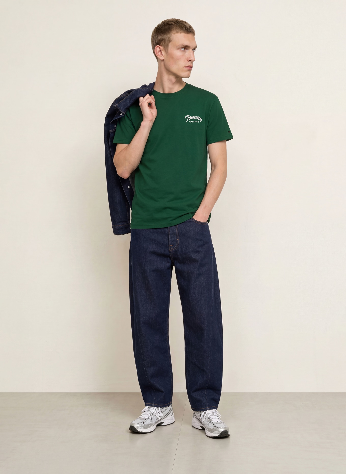 TOMMY JEANS T-shirt: VERT