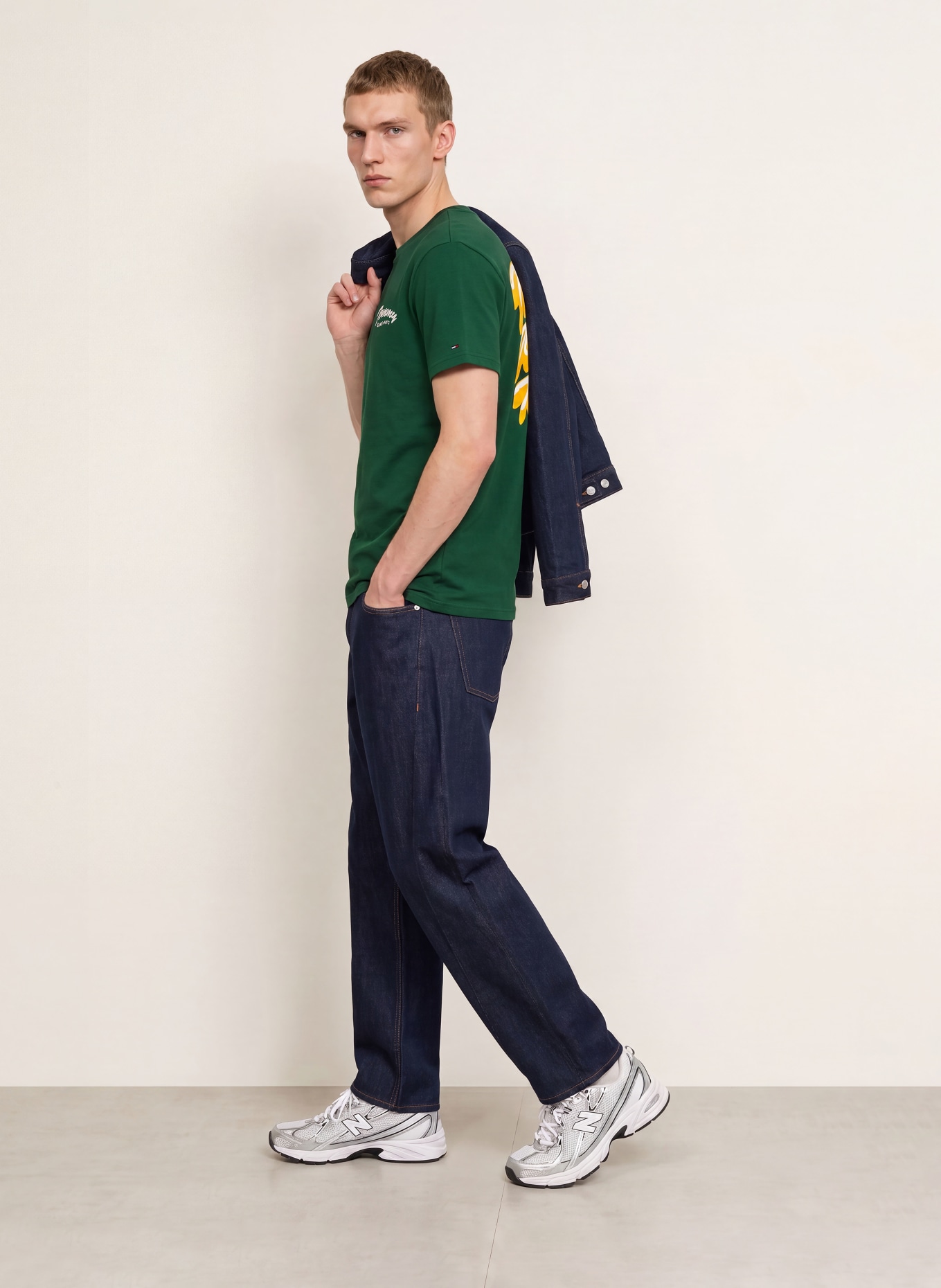 TOMMY JEANS T-shirt: VERT