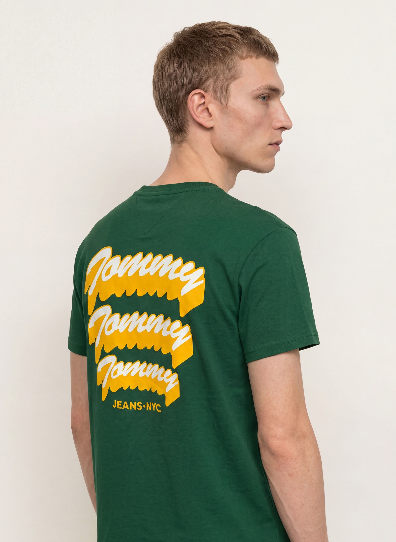 TOMMY JEANS T-shirt: VERT