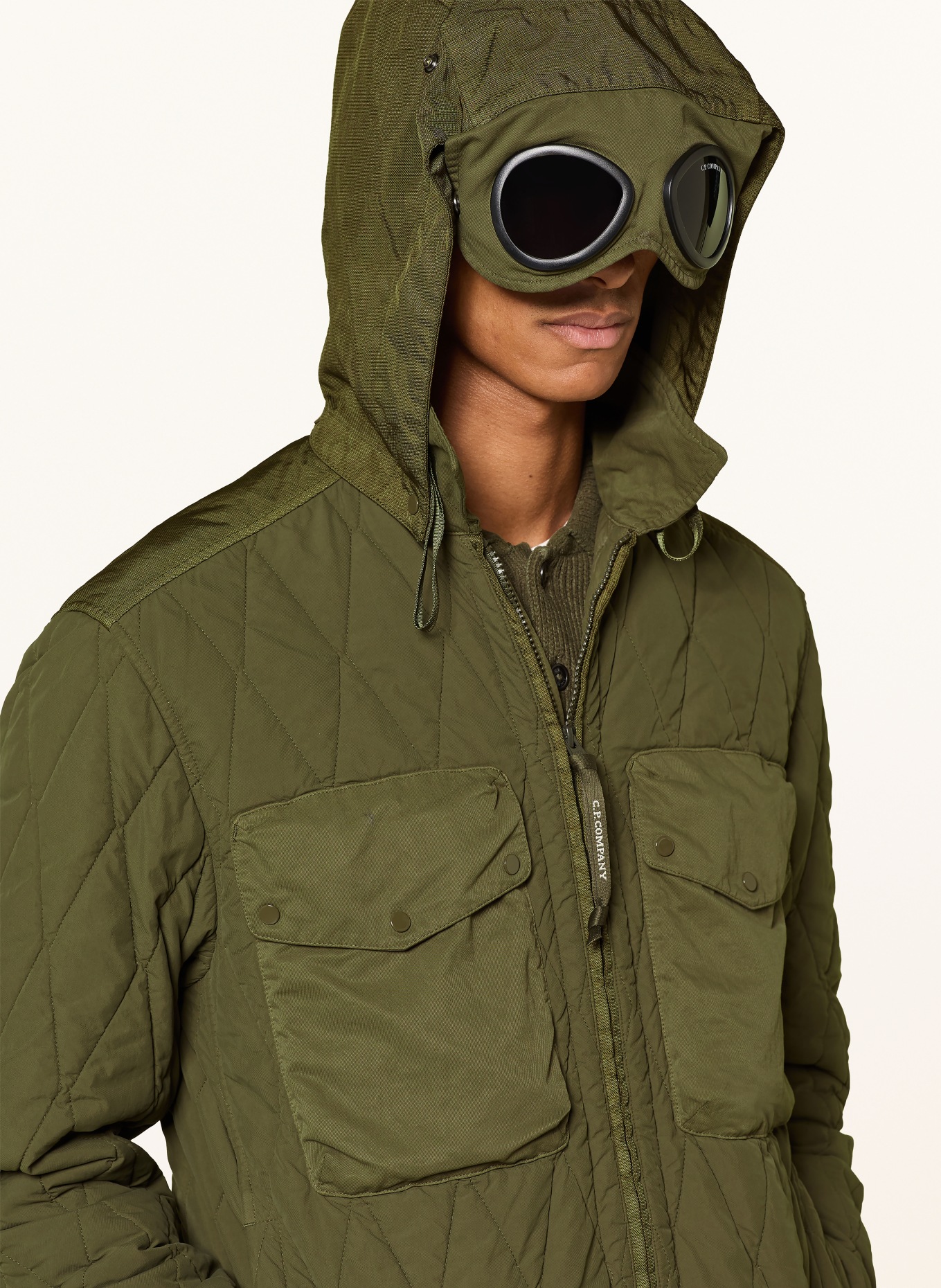 C.P. COMPANY Gewatteerde jas met afneembare capuchon: OLIJF