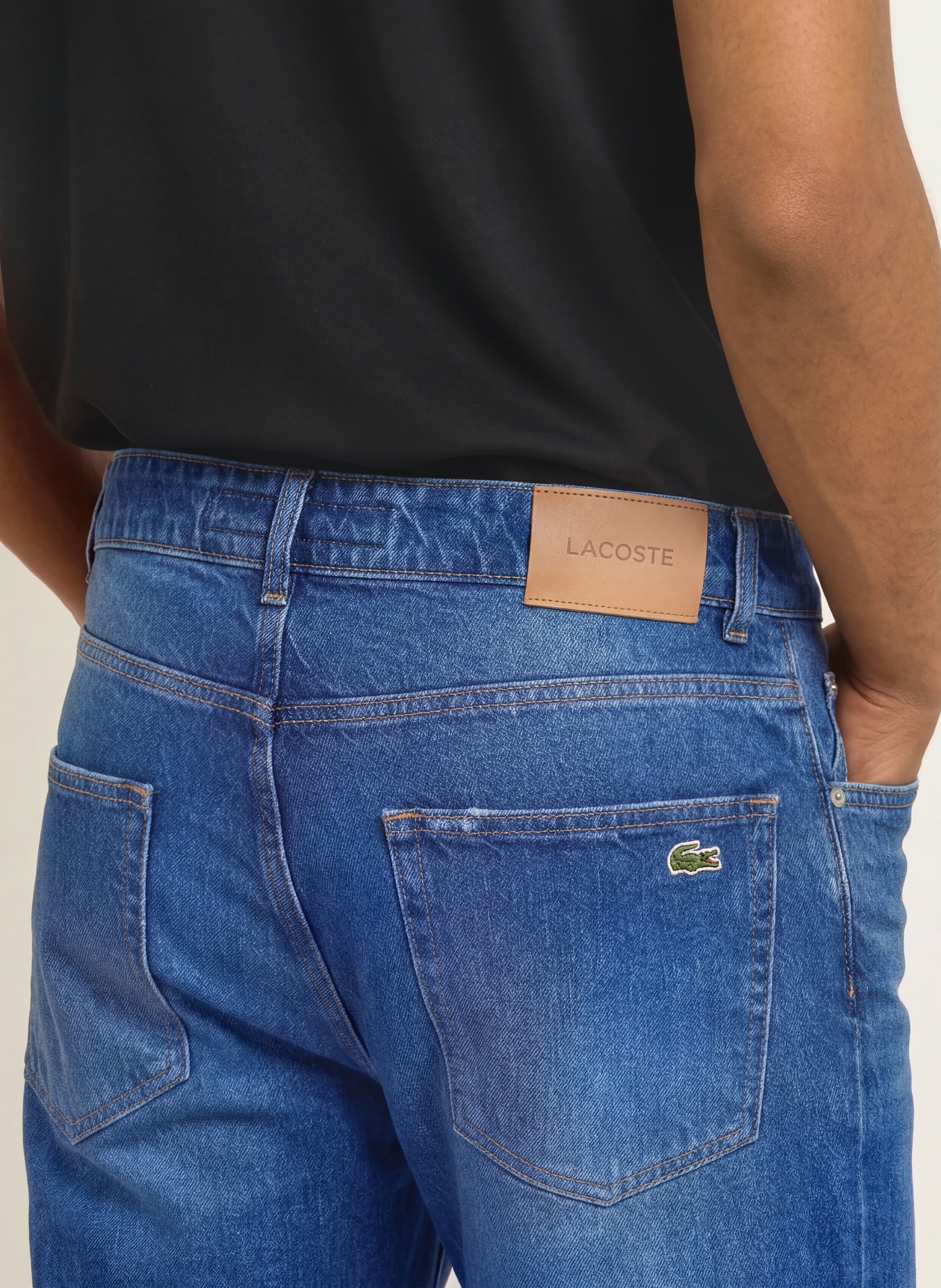 LACOSTE Jeans med rak passform: BLÅ