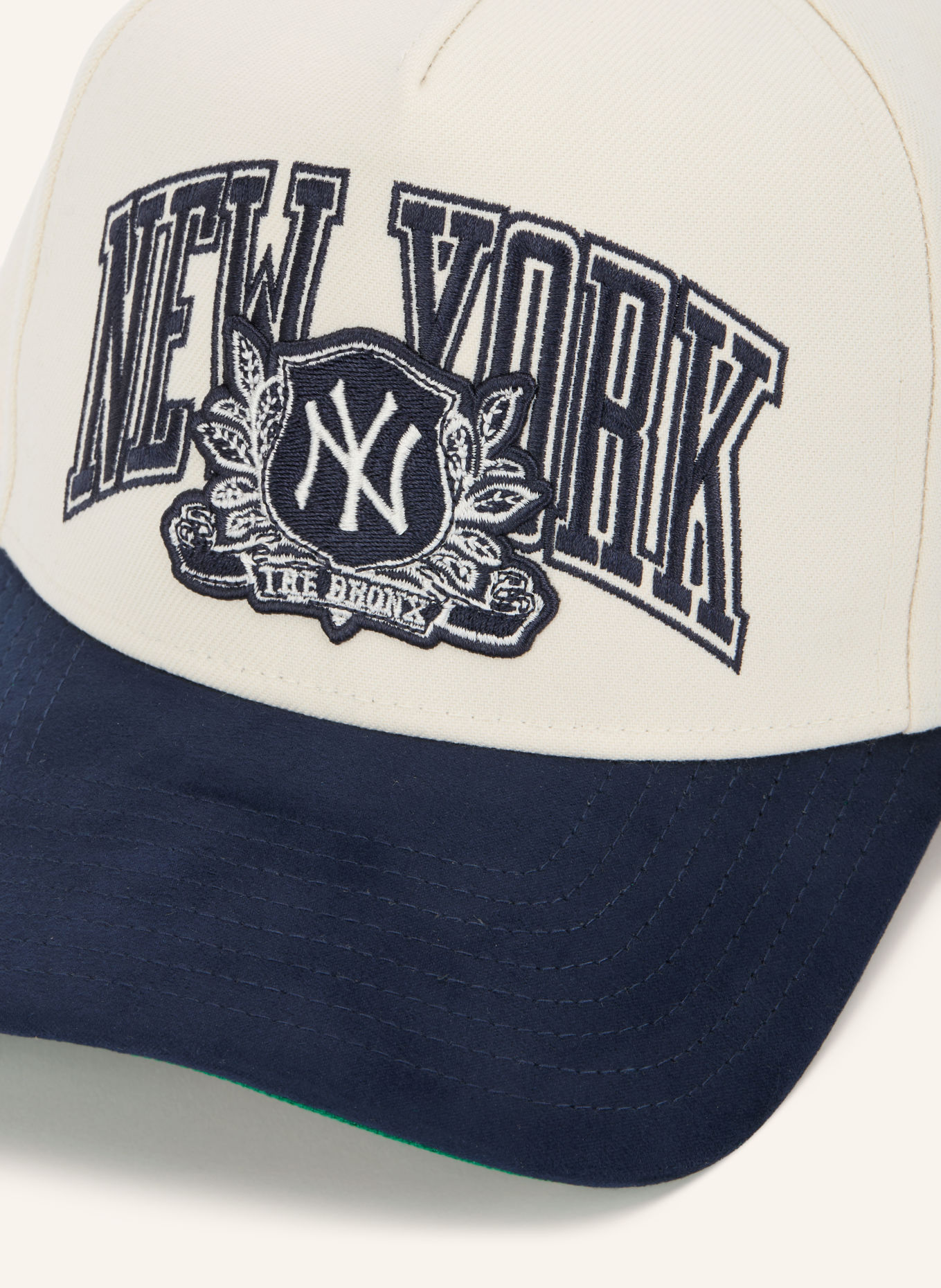 NEW ERA Cap WORDMARK SUEDE E-FRAME: CREME / GRÜN / DUNKELBLAU