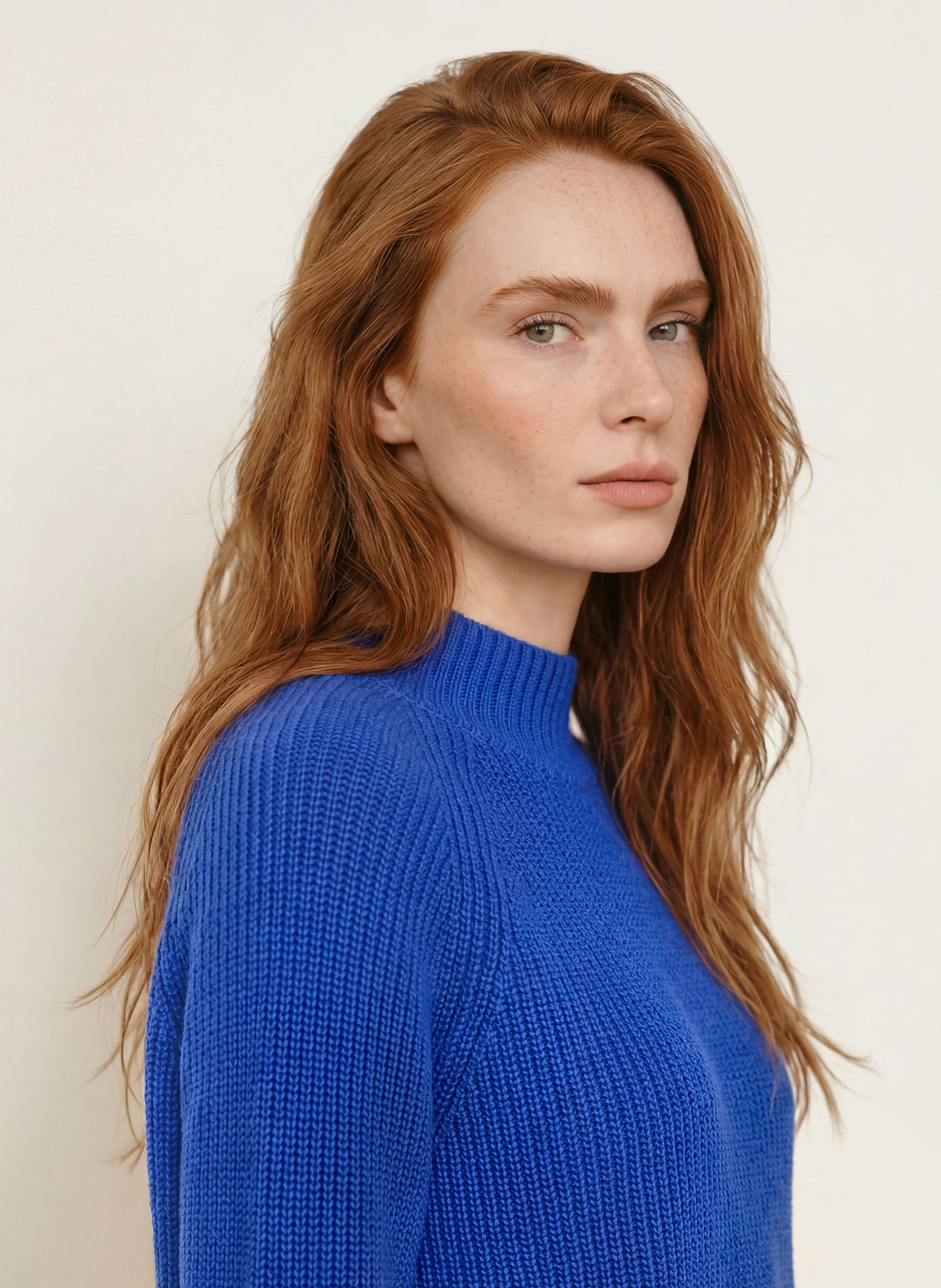 darling harbour Trui met kasjmier: COBALT BLUE