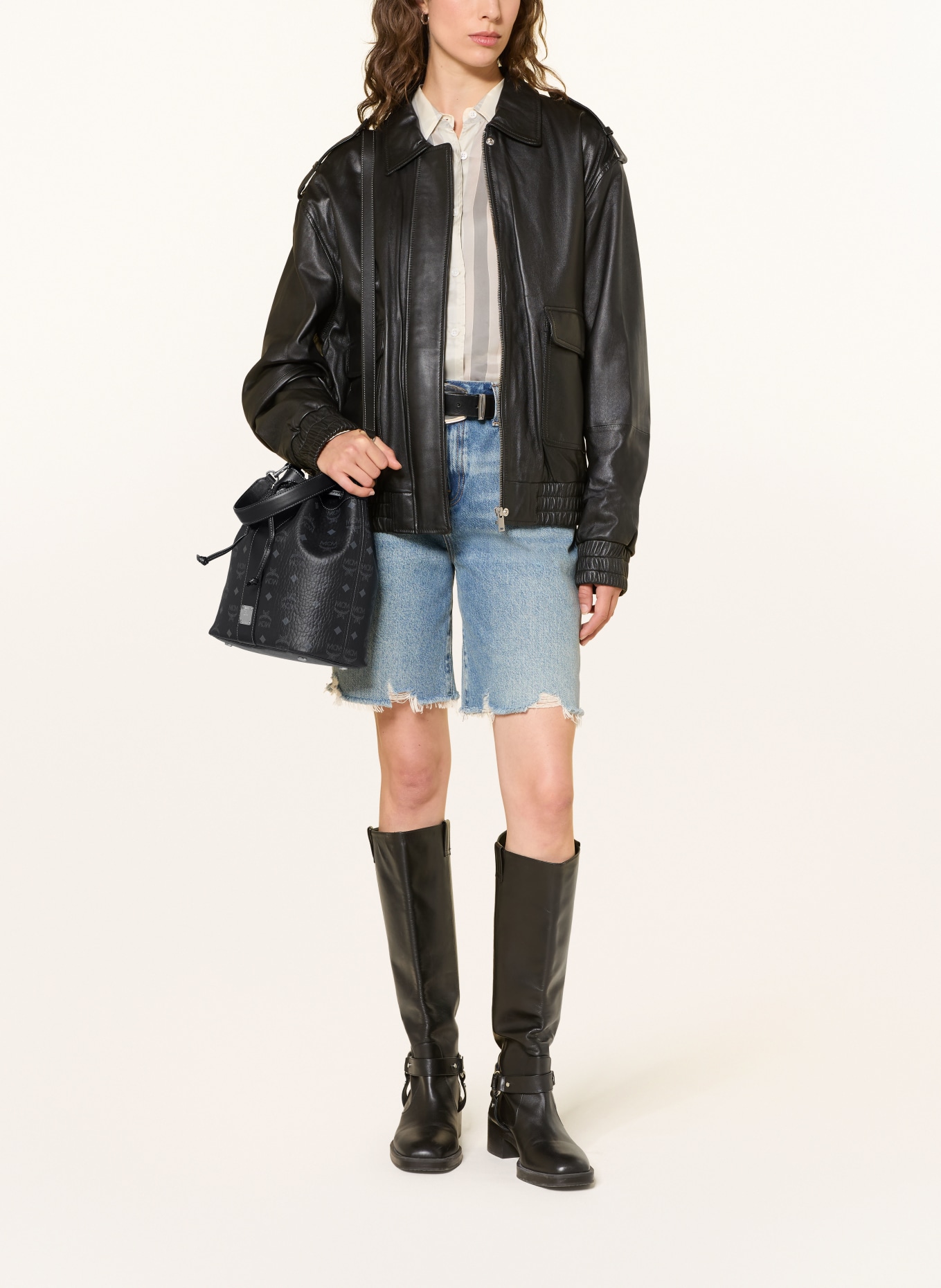 MCM DESSAU Bucket bag with Pouch: BLACK / LIGHT GRAY