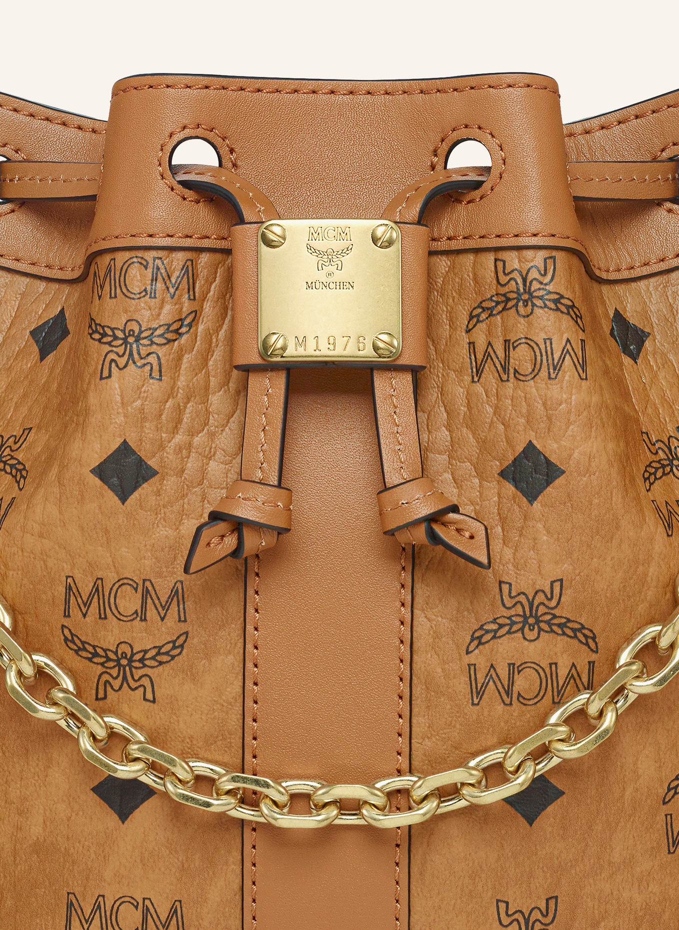 MCM DESSAU VISETOS Bucket bag: COGNAC / GOLD / BLACK