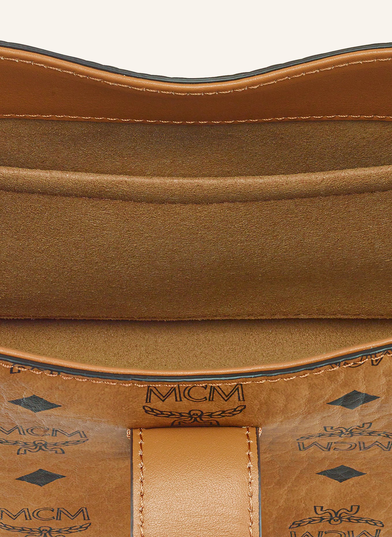 MCM TRACY VISETOS SMALL Crossbody Bag: COGNAC / GOLD / BLACK