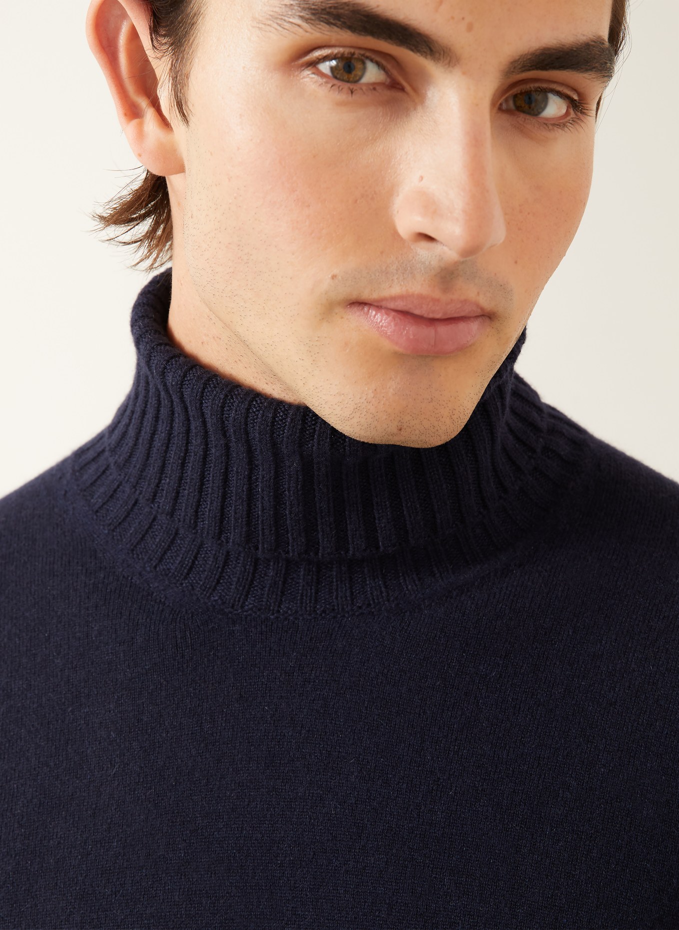 FIORONI Rollkragenpullover aus Cashmere: DUNKELBLAU