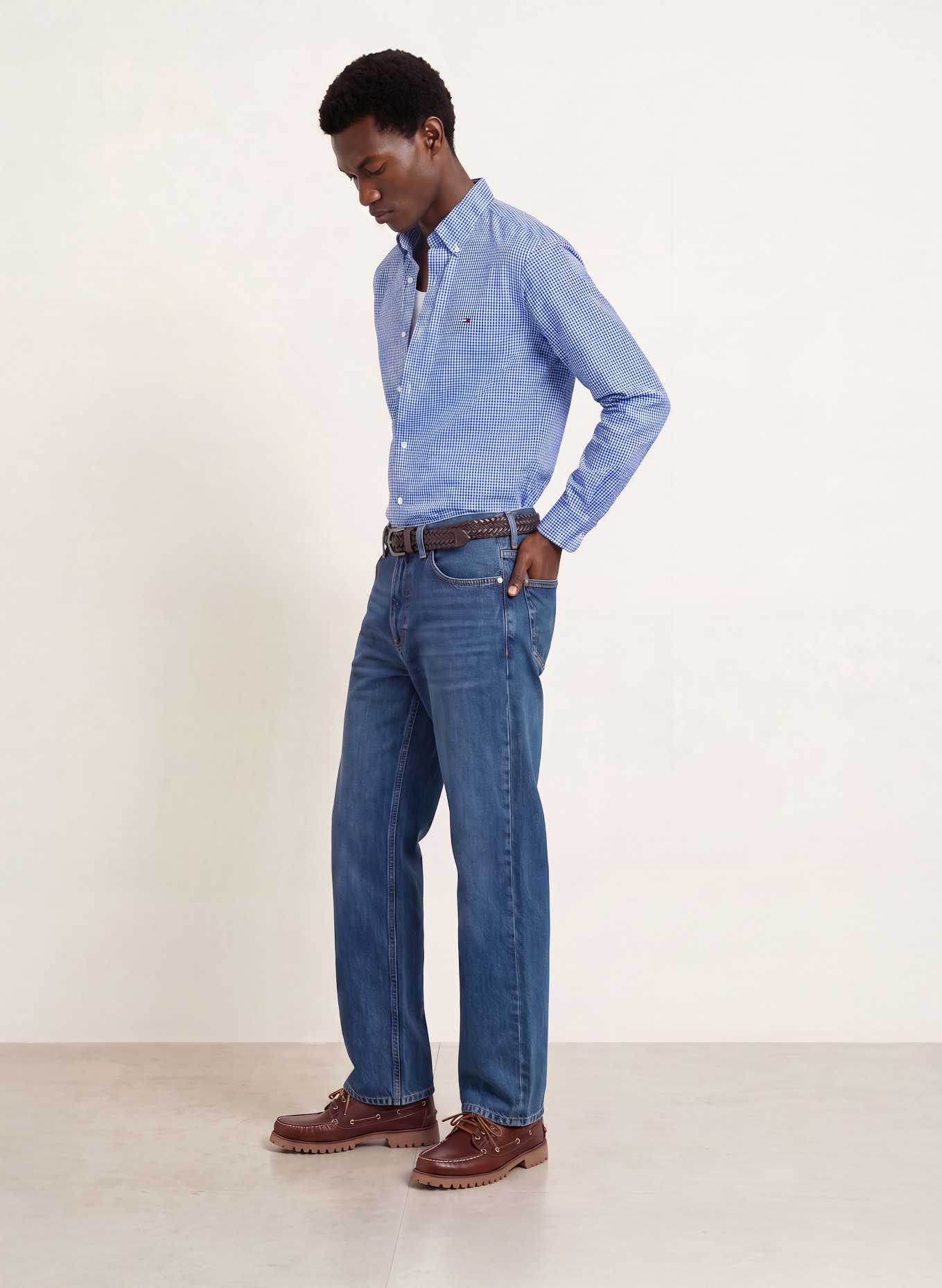 TOMMY HILFIGER Comfort Fit Shirt: BLUE / WHITE