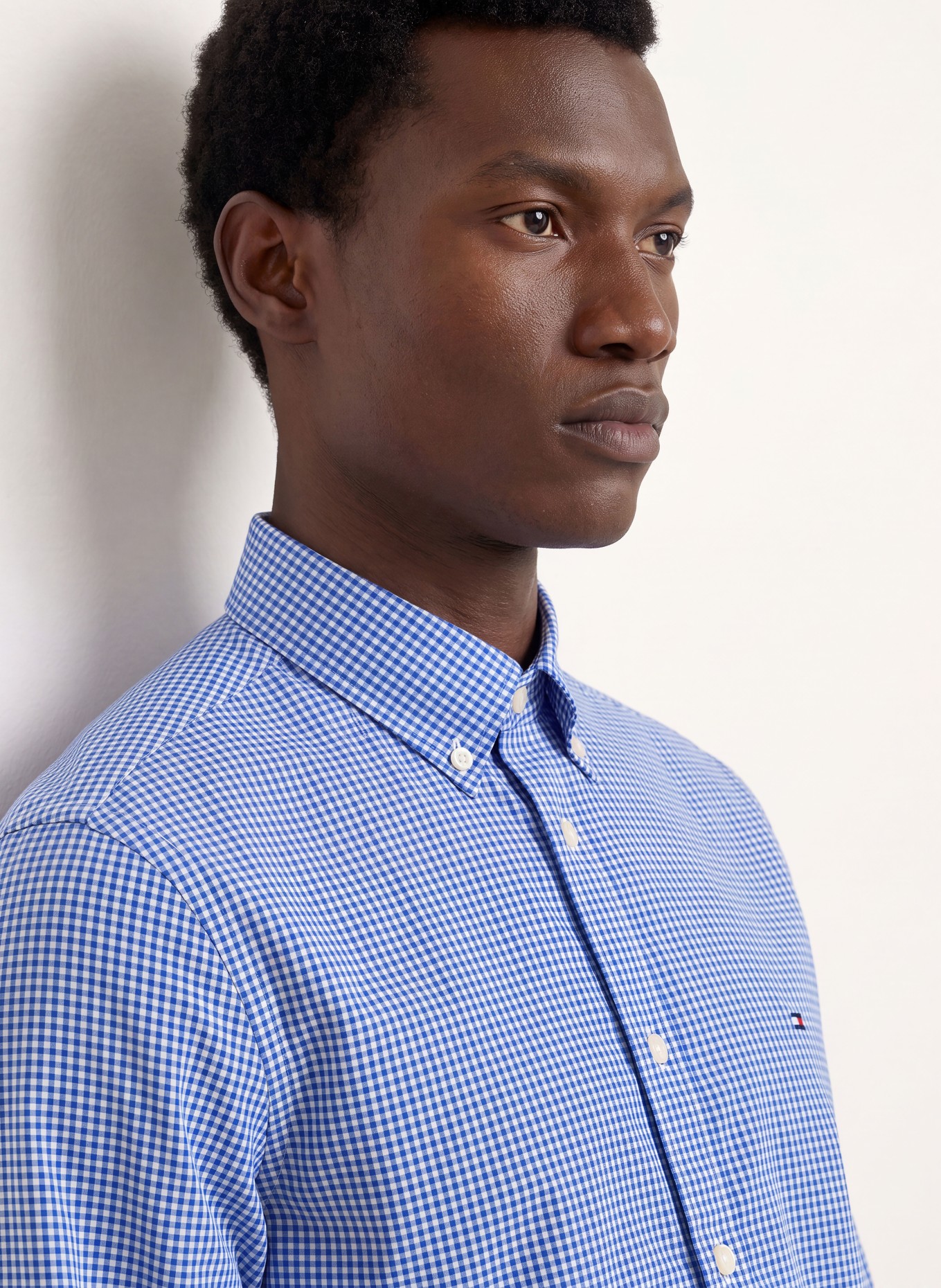 TOMMY HILFIGER Comfort Fit Shirt: BLUE / WHITE