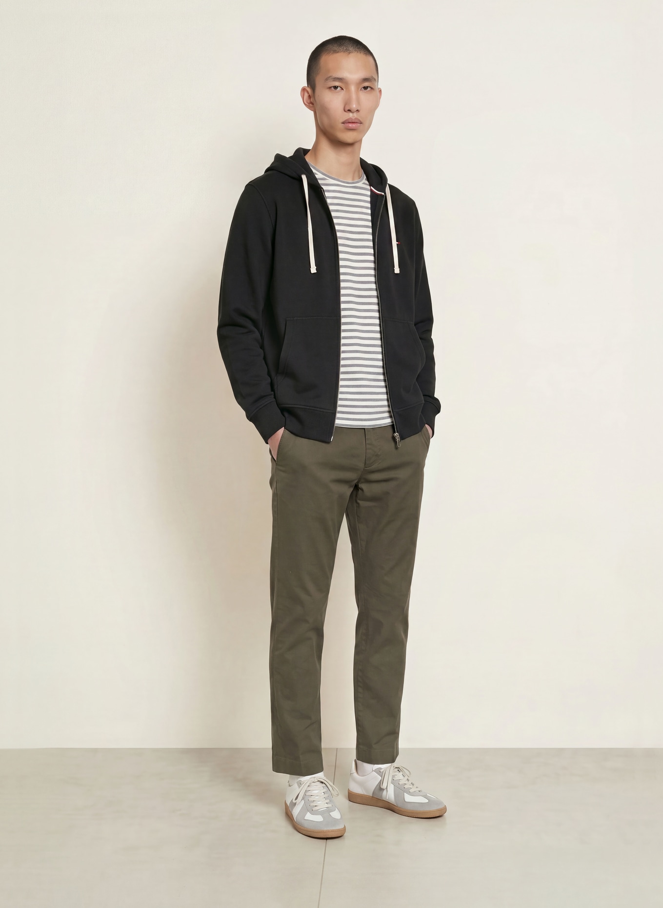 TOMMY HILFIGER Zip-up sweatshirt: BLACK