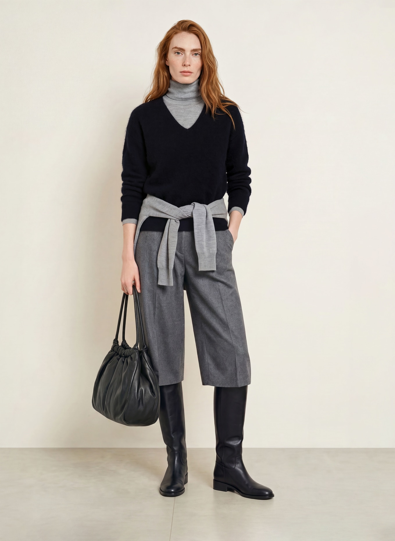 darling harbour Sweater: BLACK