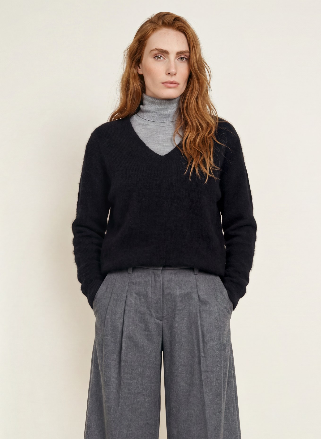darling harbour Sweater: BLACK