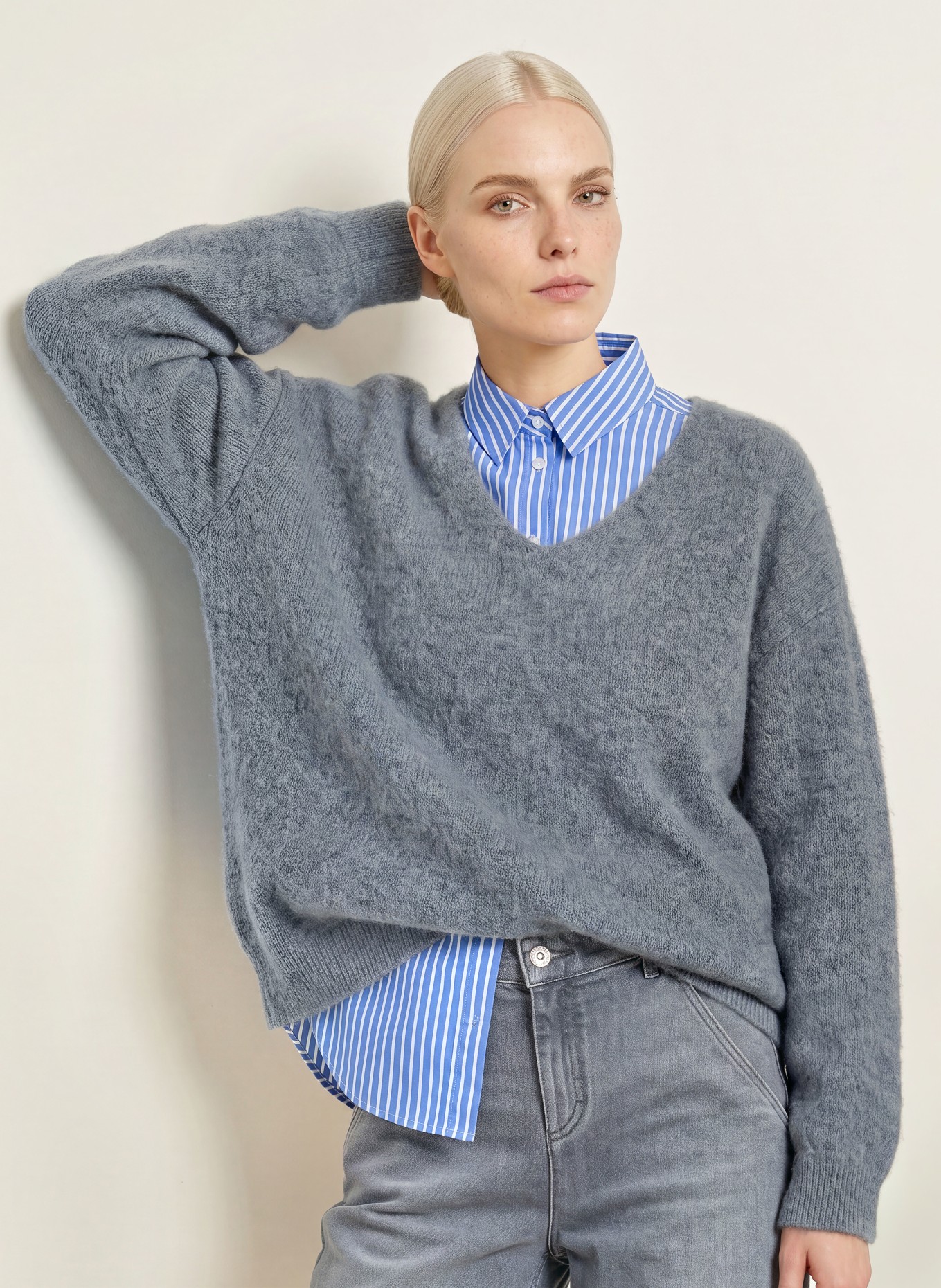 darling harbour Pullover: MID GREY MELANGE