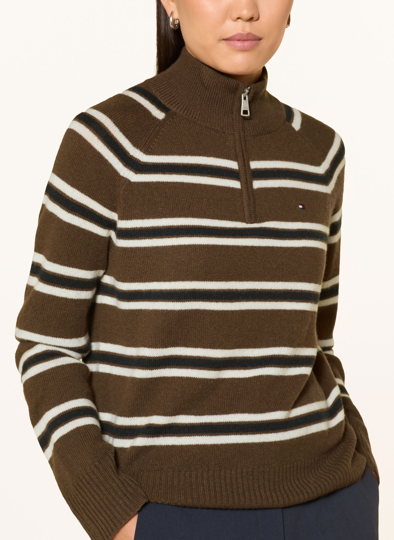 TOMMY HILFIGER Troyer: DUNKELBRAUN / WEISS / SCHWARZ