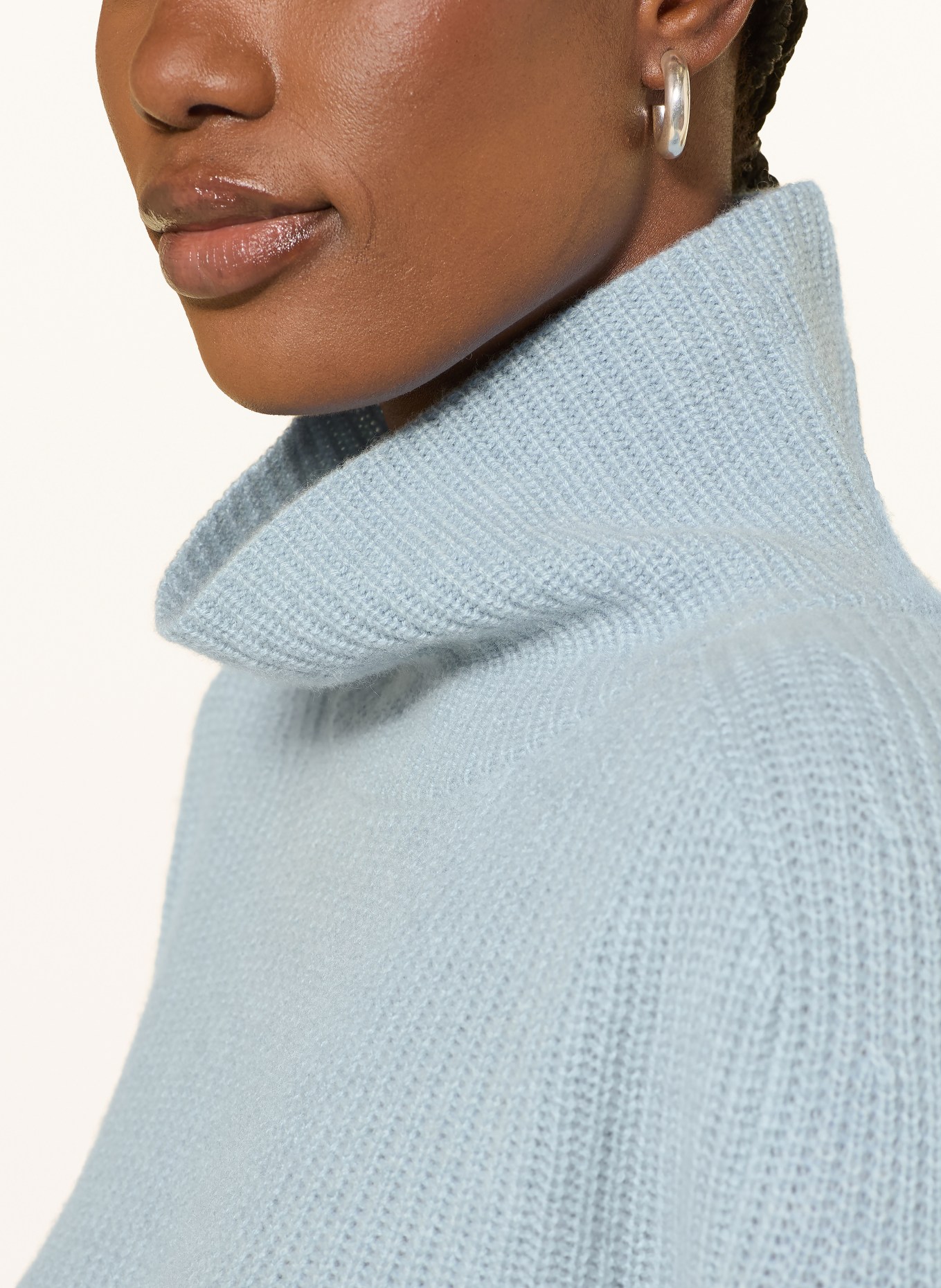FTC CASHMERE Pull à col roulé en cachemire: BLEU CLAIR