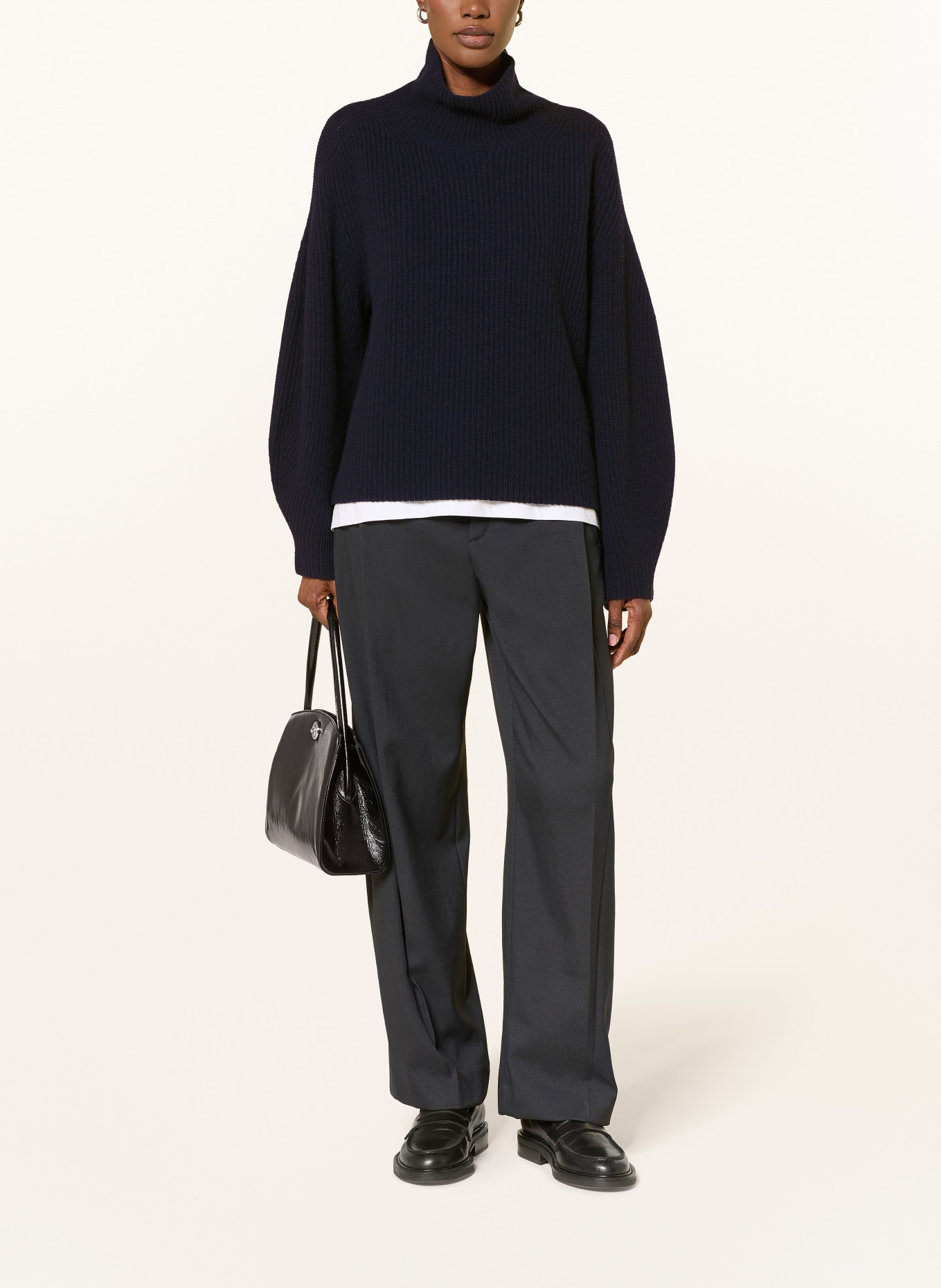 FTC CASHMERE Pull à col roulé en cachemire: BLEU FONCÉ
