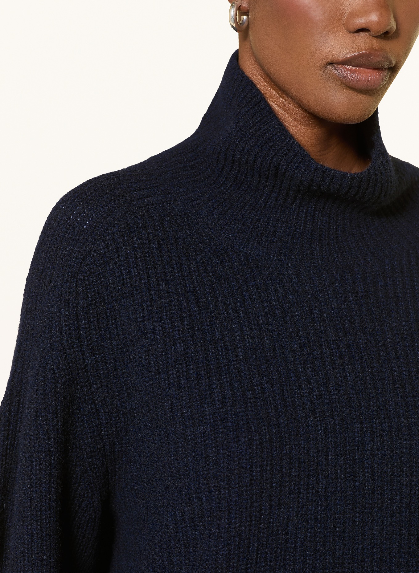 FTC CASHMERE Pull à col roulé en cachemire: BLEU FONCÉ