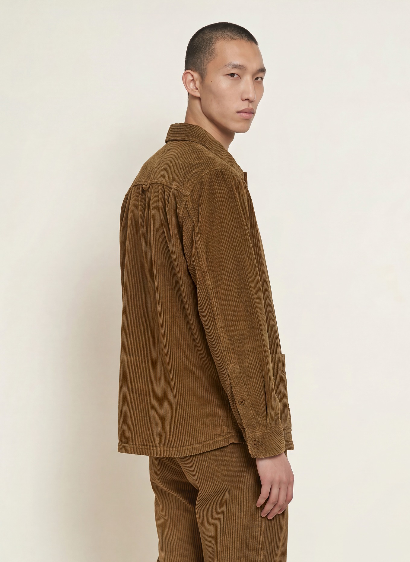 NOWADAYS Cord-Overshirt: BRAUN