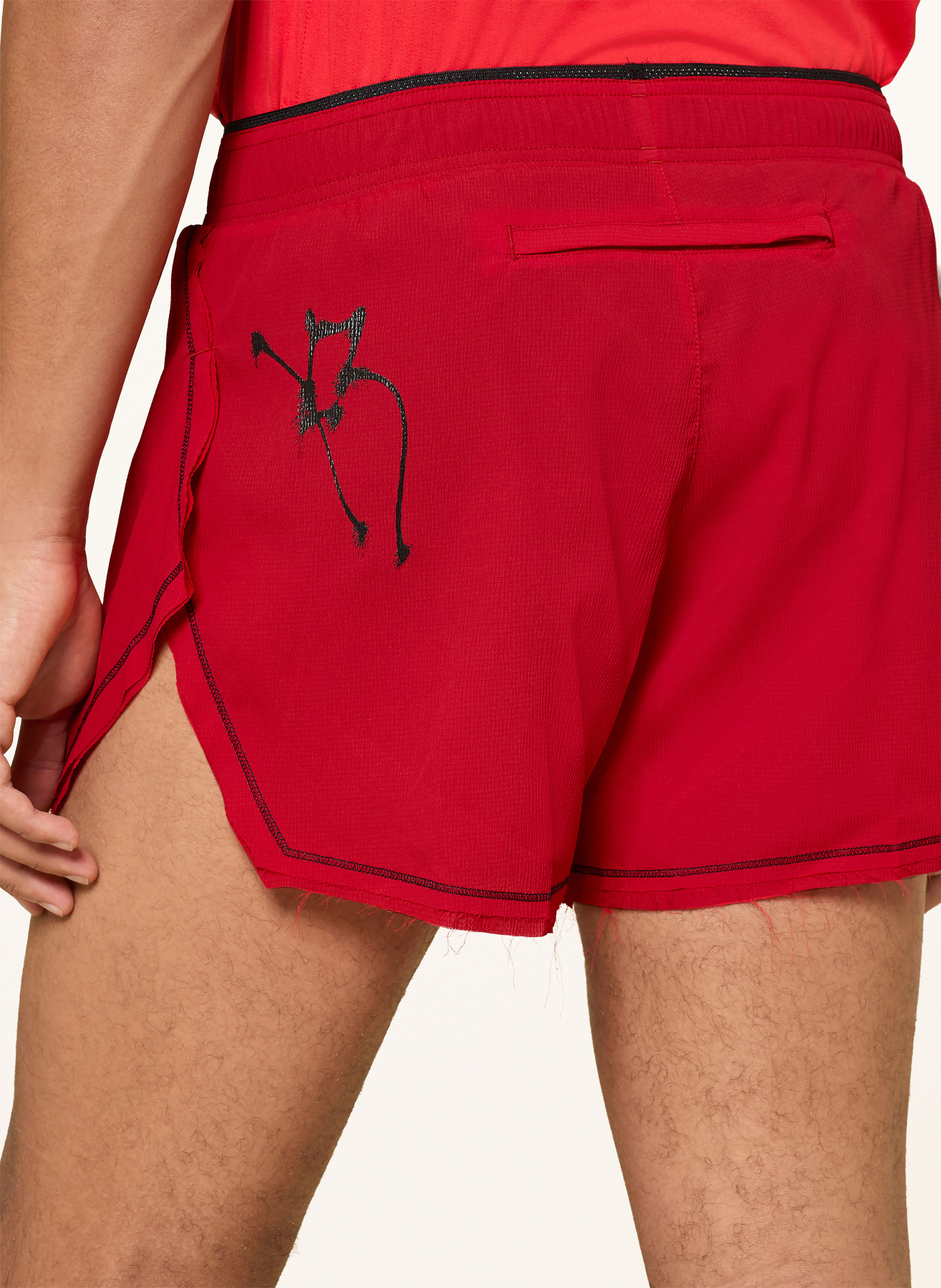 Y-3 GFX RUN 2-in-1 running shorts: RED / BLACK